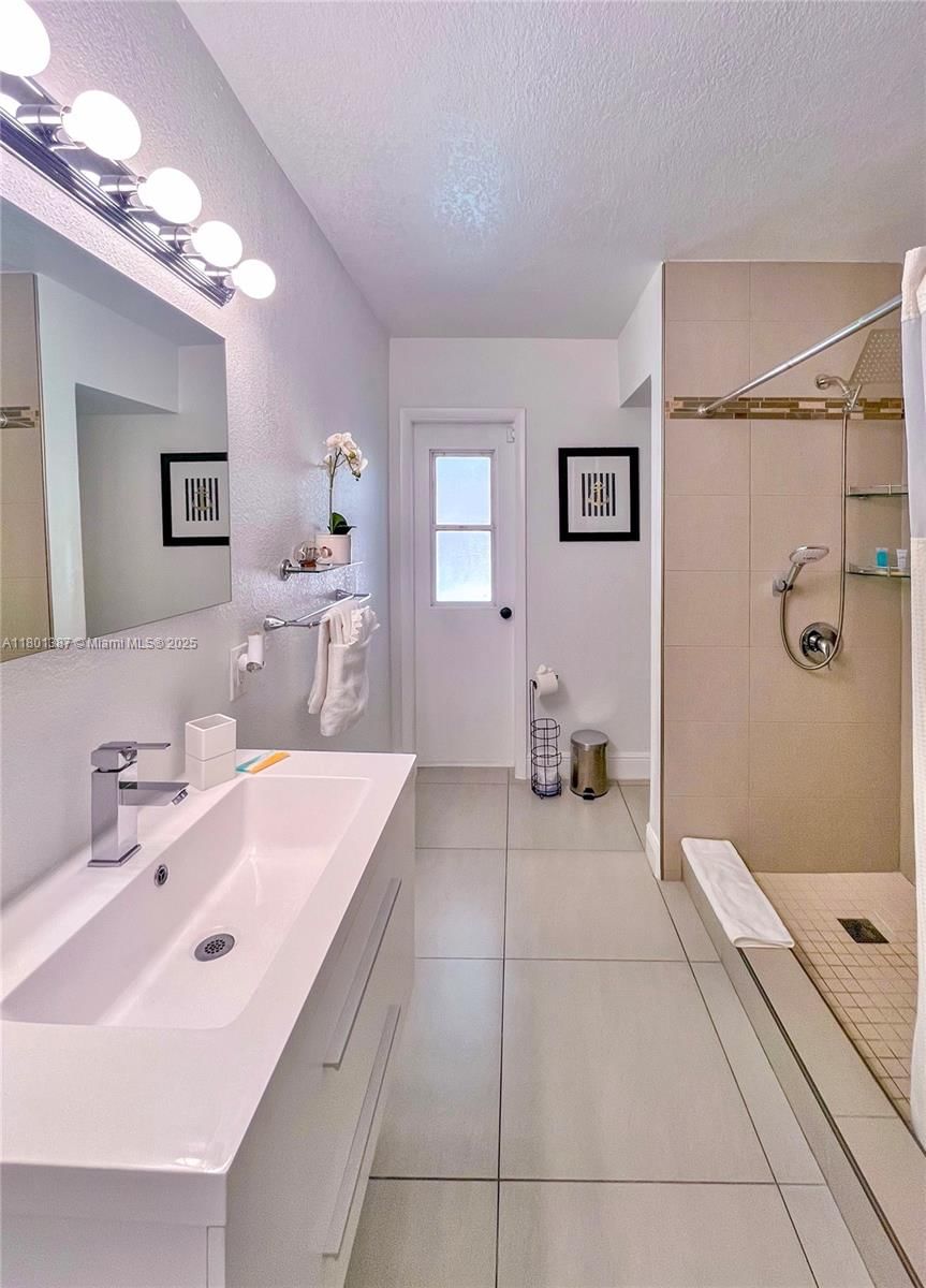 Real estate property located at 4420 30th Ct, Broward, Lauderdale Lakes West Gat, Lauderdale Lakes, FL