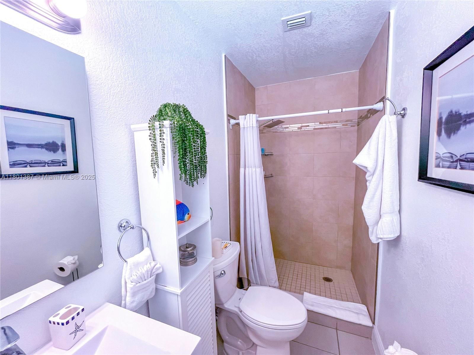Real estate property located at 4420 30th Ct, Broward, Lauderdale Lakes West Gat, Lauderdale Lakes, FL