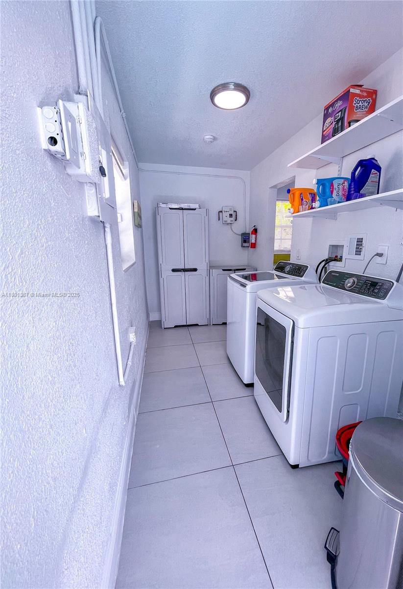 Real estate property located at 4420 30th Ct, Broward, Lauderdale Lakes West Gat, Lauderdale Lakes, FL