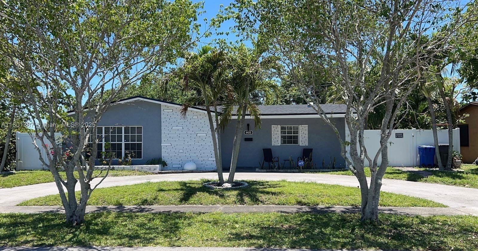 Real estate property located at 4420 30th Ct, Broward, Lauderdale Lakes West Gat, Lauderdale Lakes, FL
