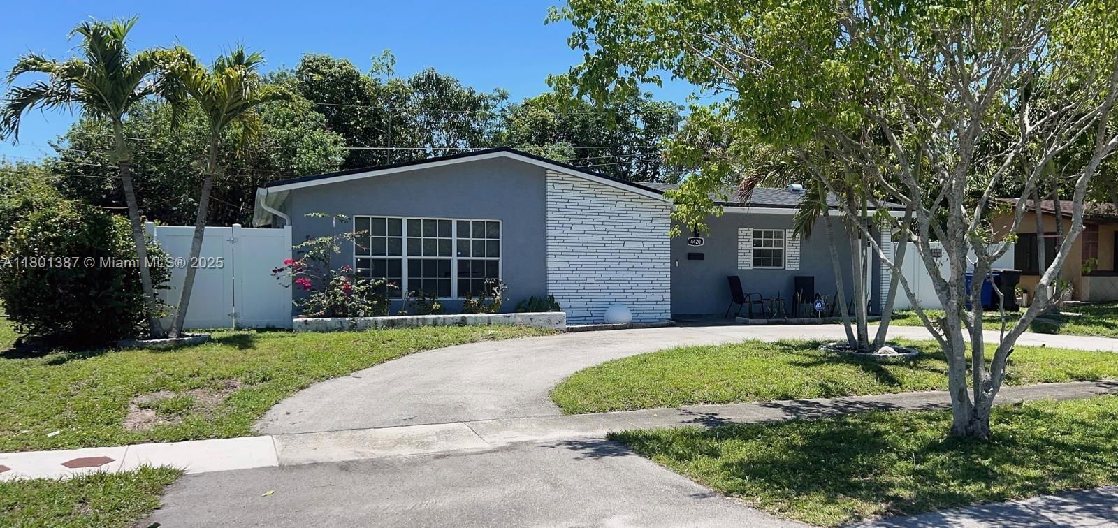 Real estate property located at 4420 30th Ct, Broward, Lauderdale Lakes West Gat, Lauderdale Lakes, FL