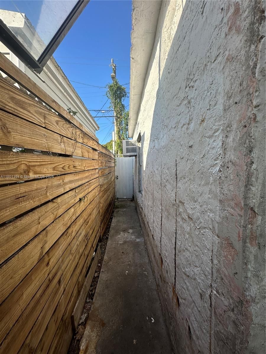 Real estate property located at 913 46th St, Miami-dade, Bay Vista Park Amd Pl, Miami, FL