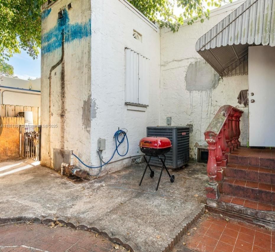 Real estate property located at 913 46th St, Miami-dade, Bay Vista Park Amd Pl, Miami, FL