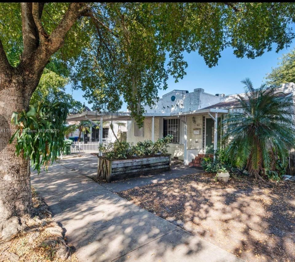 Real estate property located at 913 46th St, Miami-dade, Bay Vista Park Amd Pl, Miami, FL