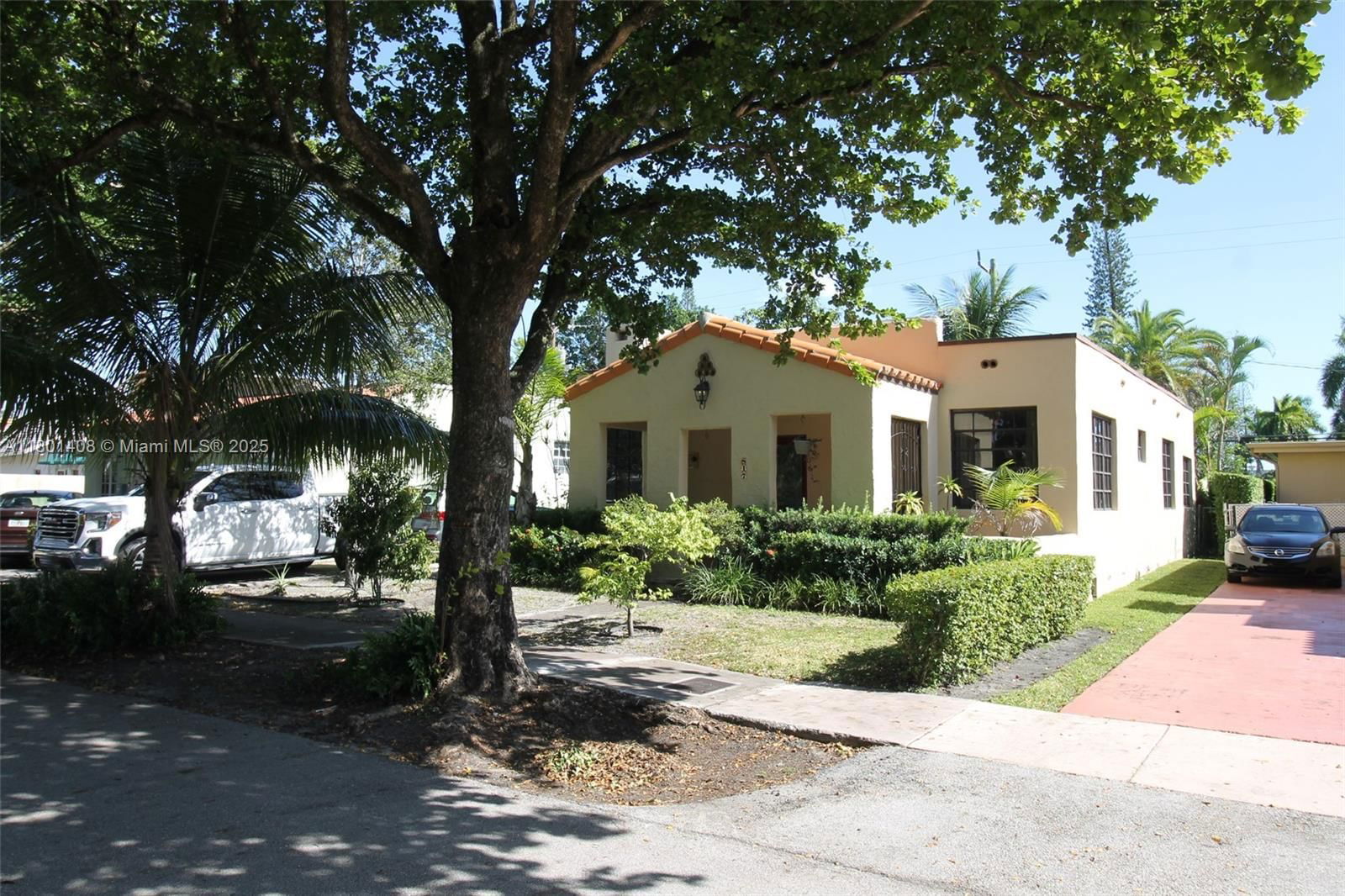 Real estate property located at 817 Lorca St, Miami-dade, C Gables Granada Sec Rev, Coral Gables, FL