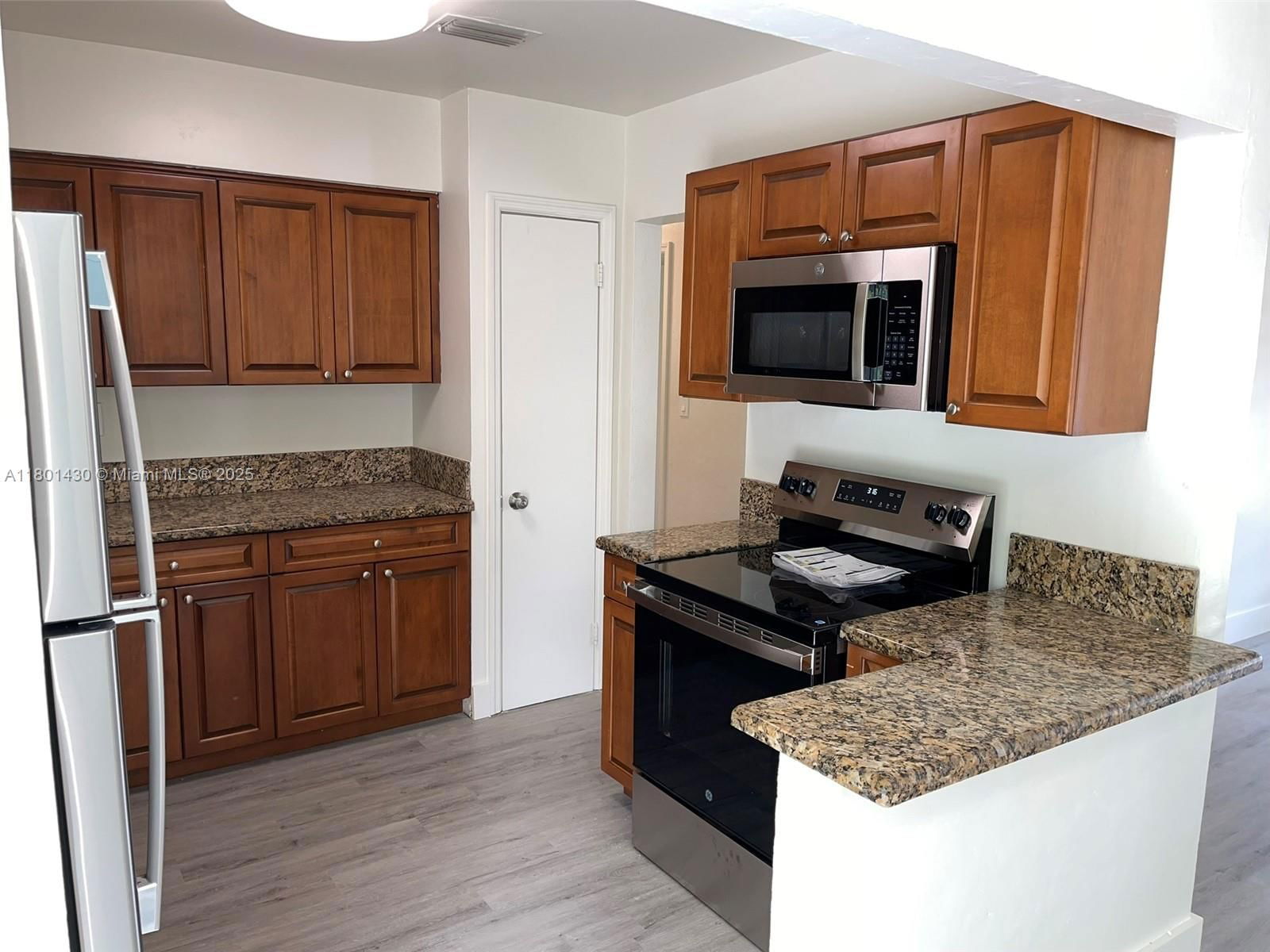 Real estate property located at 941 Arizona Ave, Broward, Melrose Park Sec 4, Fort Lauderdale, FL