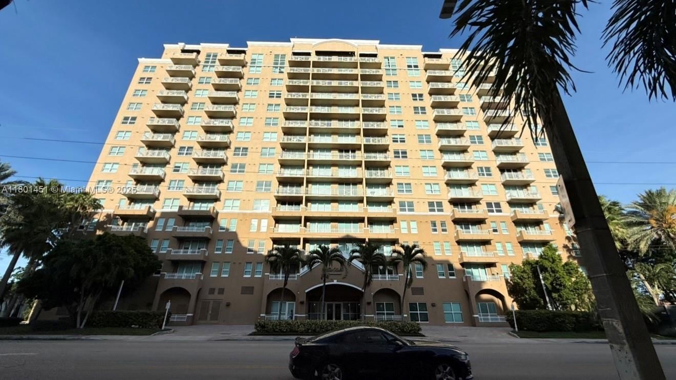 Real estate property located at 2665 37th Ave #1112, Miami-dade, Da Vinci On Douglas Condo, Miami, FL