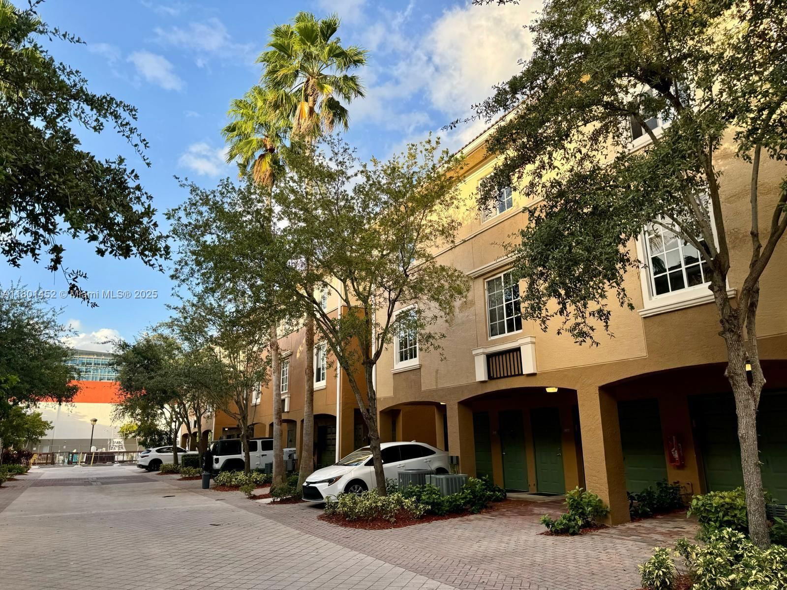 Real estate property located at 2961 185th St #1617, Miami-dade, Aventi At Aventura Condo, Aventura, FL