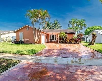 Real estate property located at 8640 4th St, Broward, Westview Sec One Part Two, Pembroke Pines, FL