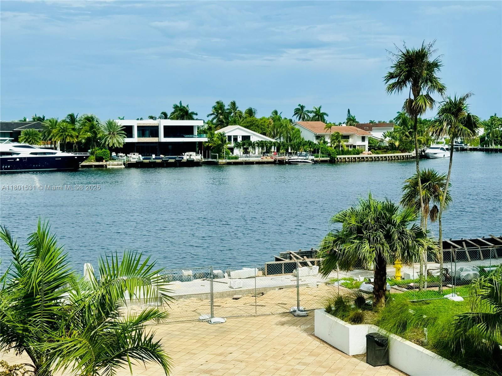 Real estate property located at 20281 Country Club Dr #909, Miami-dade, Hamptons West Condo, Aventura, FL