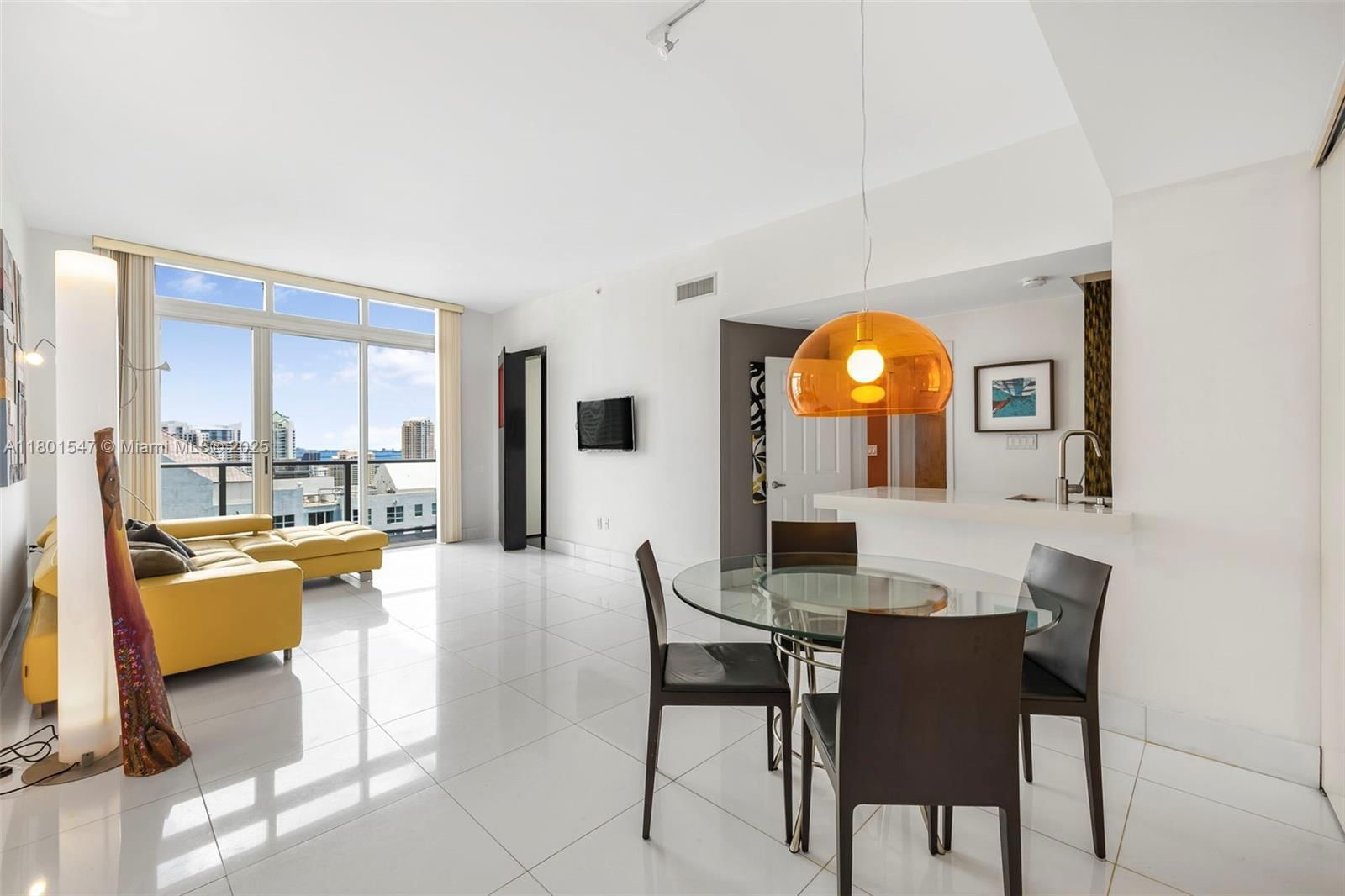 Real estate property located at 1155 BRICKELL BAY DR PH204, Miami-dade, The Mark On Brickell Cond, Miami, FL