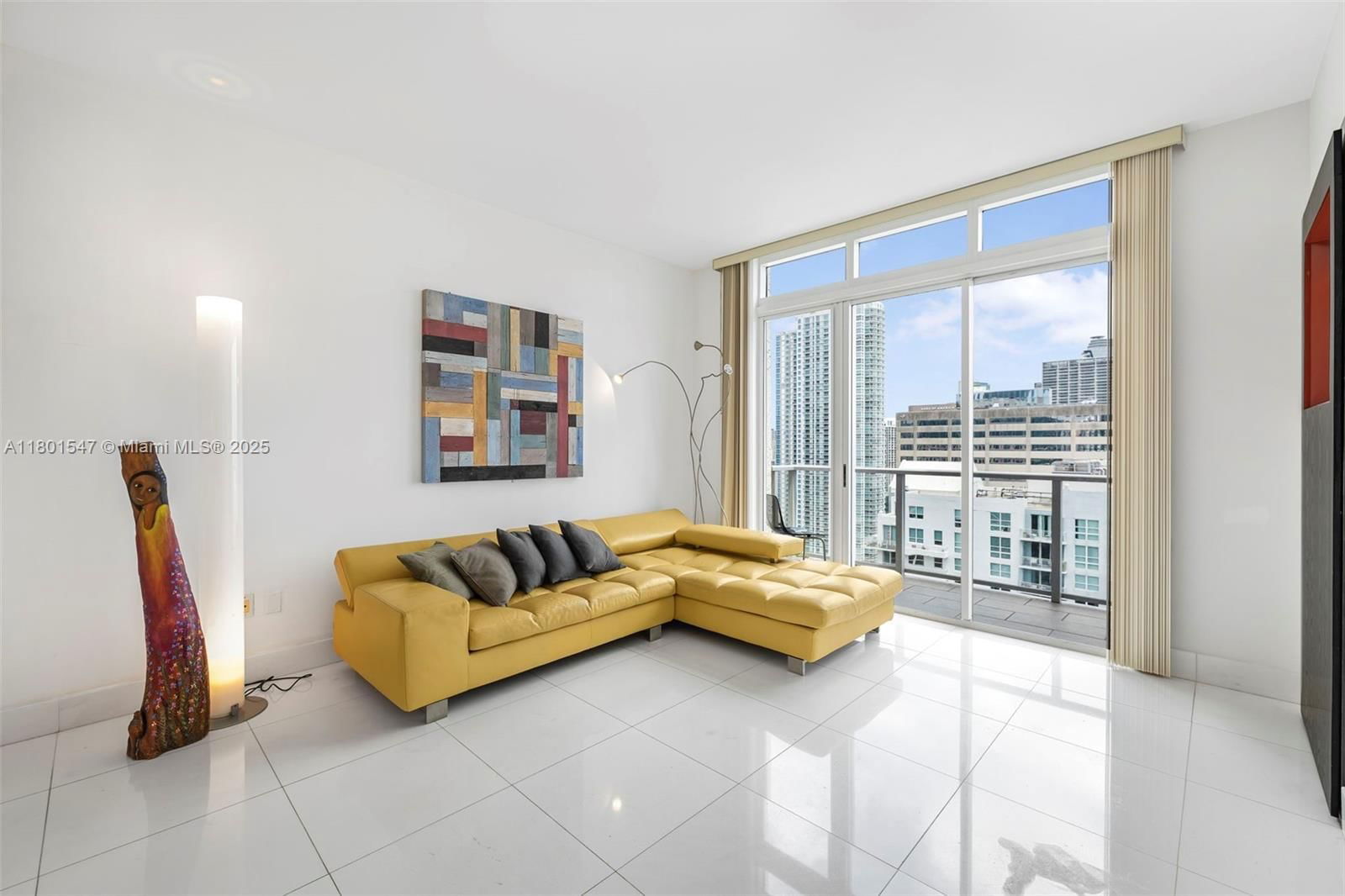 Real estate property located at 1155 BRICKELL BAY DR PH204, Miami-dade, The Mark On Brickell Cond, Miami, FL