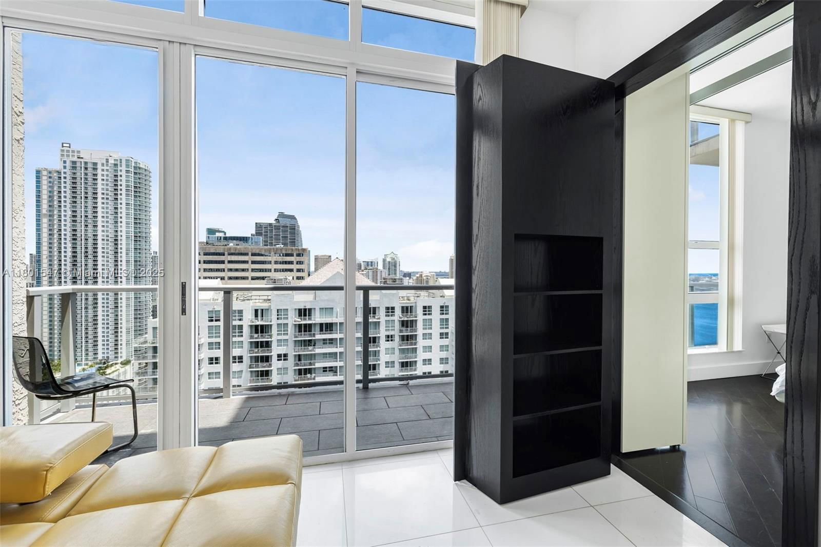 Real estate property located at 1155 BRICKELL BAY DR PH204, Miami-dade, The Mark On Brickell Cond, Miami, FL