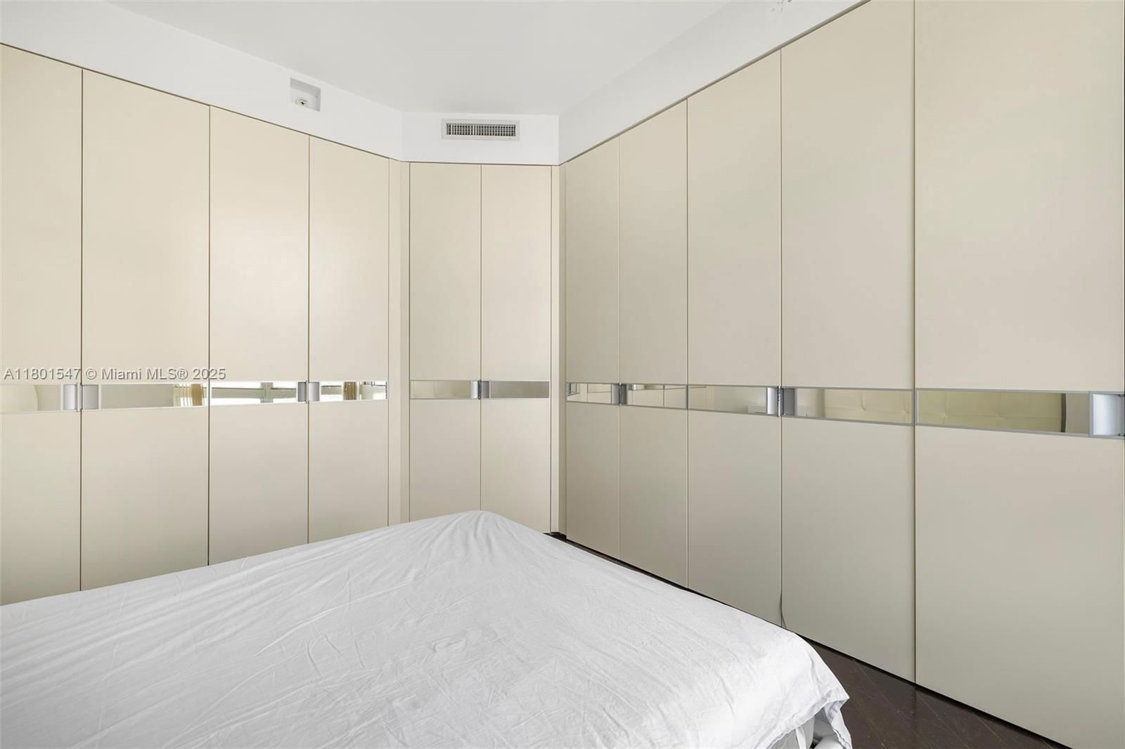 Real estate property located at 1155 BRICKELL BAY DR PH204, Miami-dade, The Mark On Brickell Cond, Miami, FL
