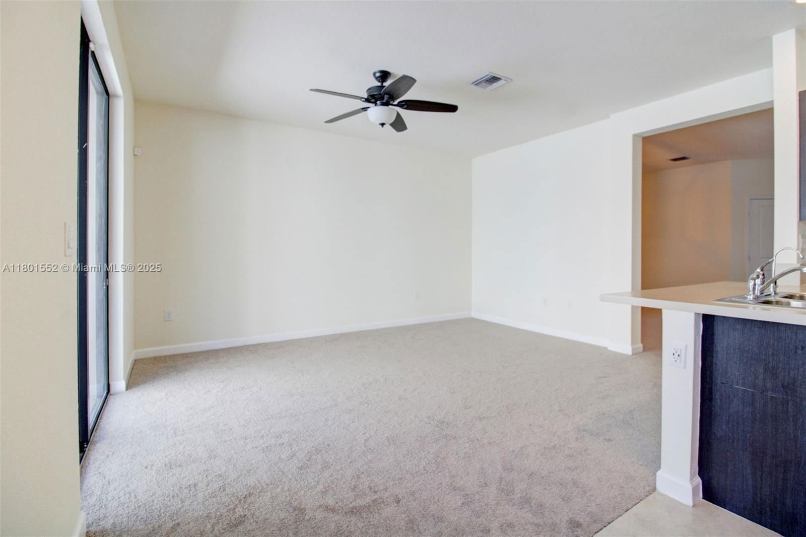 Real estate property located at 11094 33rd Way, Miami-dade, Aquabella North Replat, Hialeah, FL