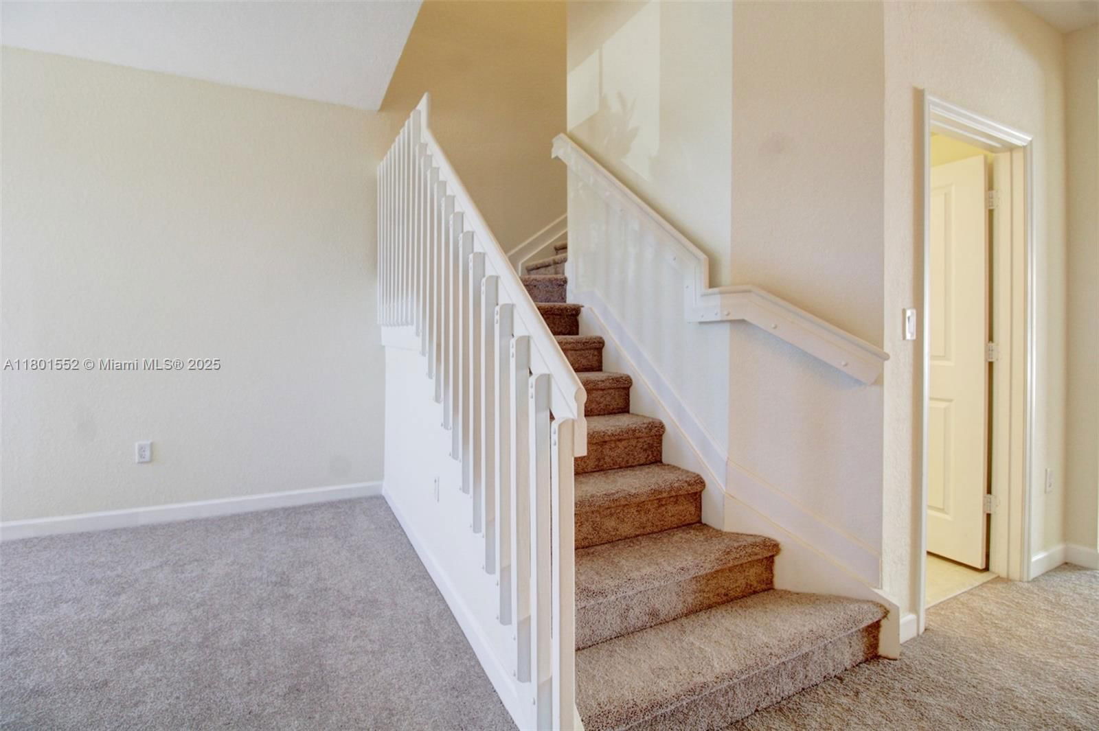 Real estate property located at 11094 33rd Way, Miami-dade, Aquabella North Replat, Hialeah, FL