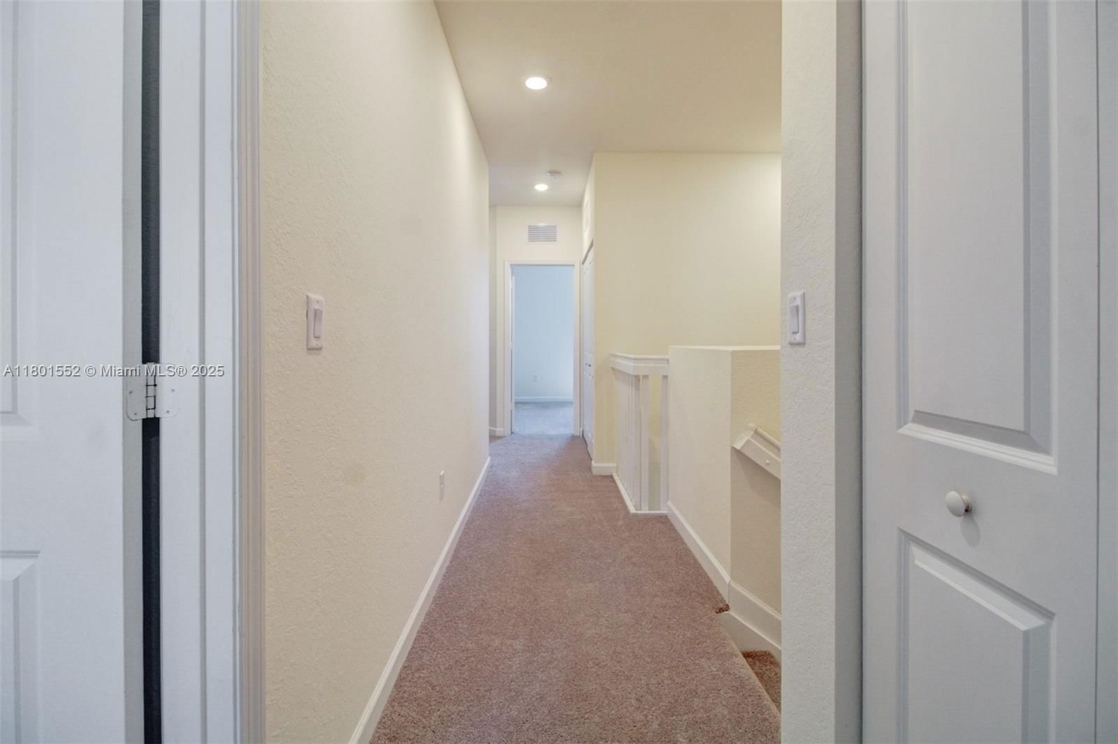 Real estate property located at 11094 33rd Way, Miami-dade, Aquabella North Replat, Hialeah, FL