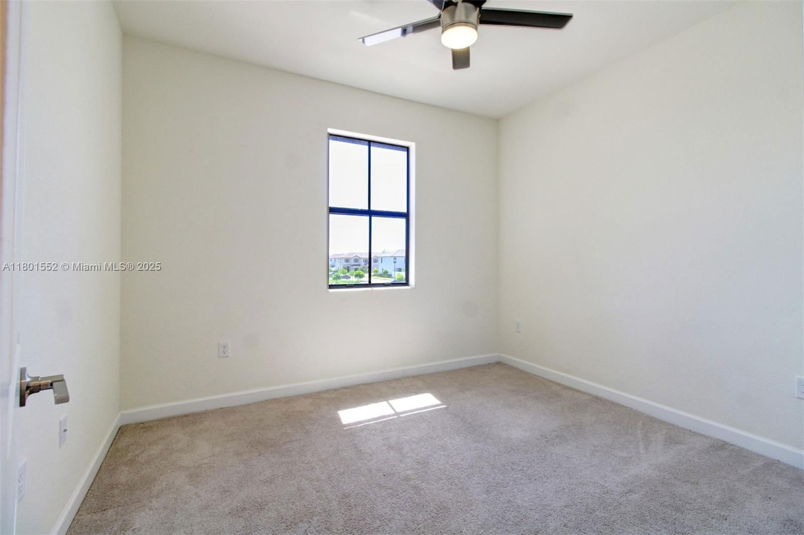 Real estate property located at 11094 33rd Way, Miami-dade, Aquabella North Replat, Hialeah, FL