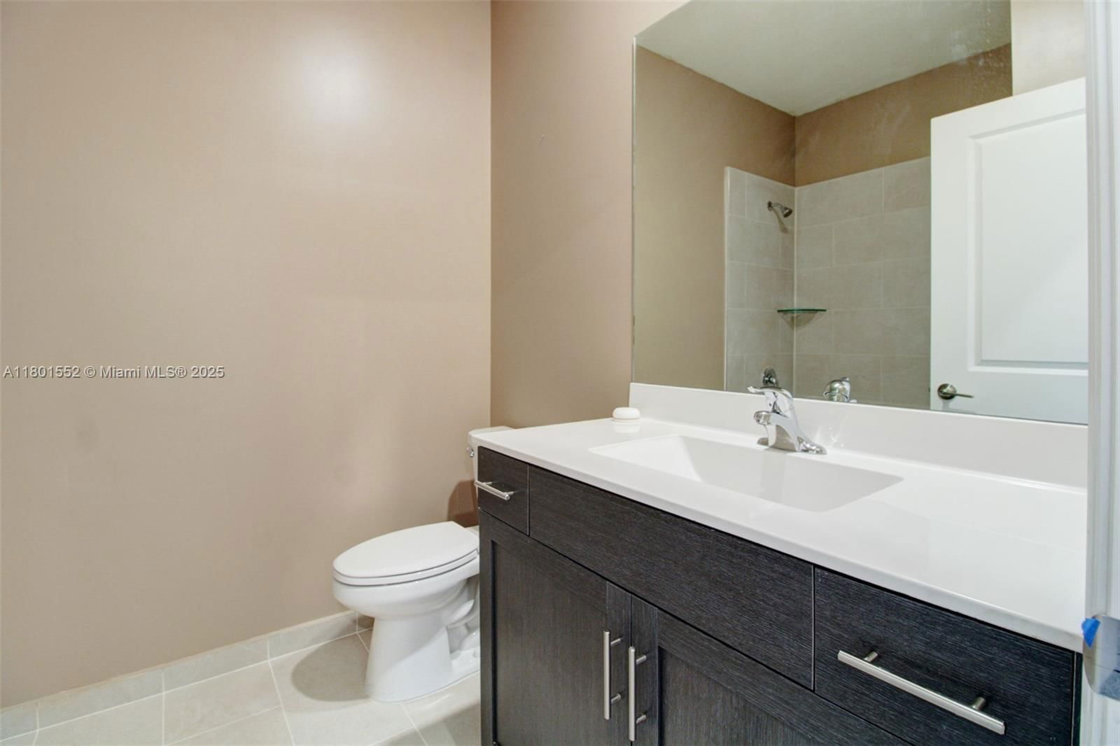 Real estate property located at 11094 33rd Way, Miami-dade, Aquabella North Replat, Hialeah, FL