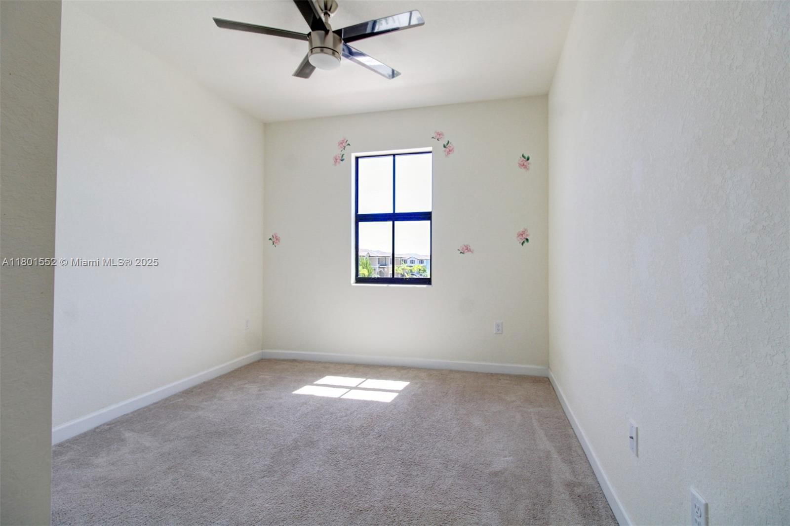 Real estate property located at 11094 33rd Way, Miami-dade, Aquabella North Replat, Hialeah, FL