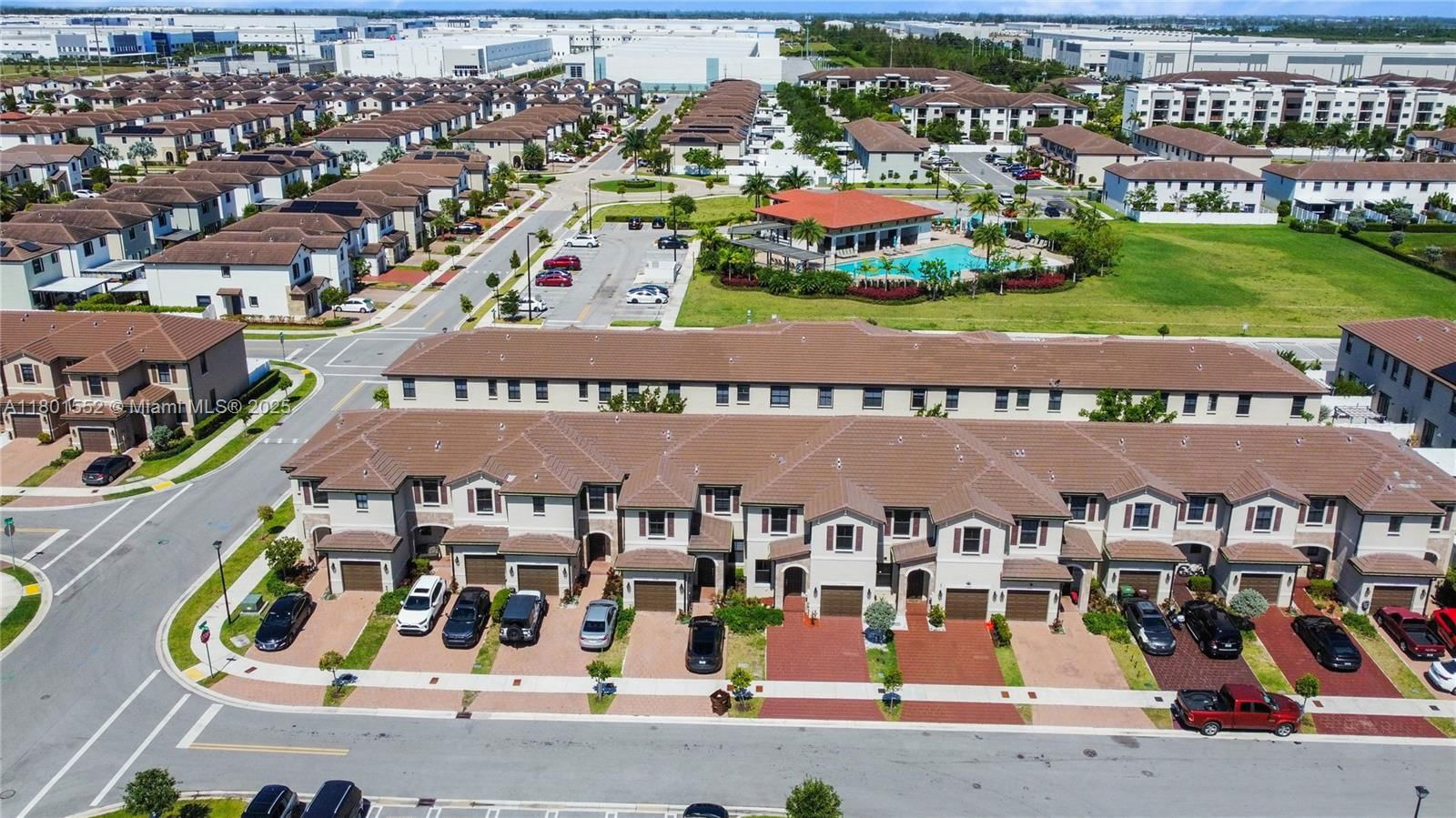 Real estate property located at 11094 33rd Way, Miami-dade, Aquabella North Replat, Hialeah, FL