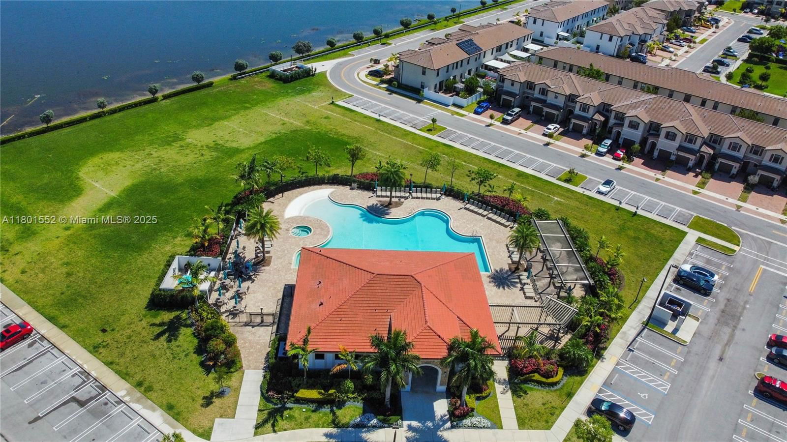 Real estate property located at 11094 33rd Way, Miami-dade, Aquabella North Replat, Hialeah, FL
