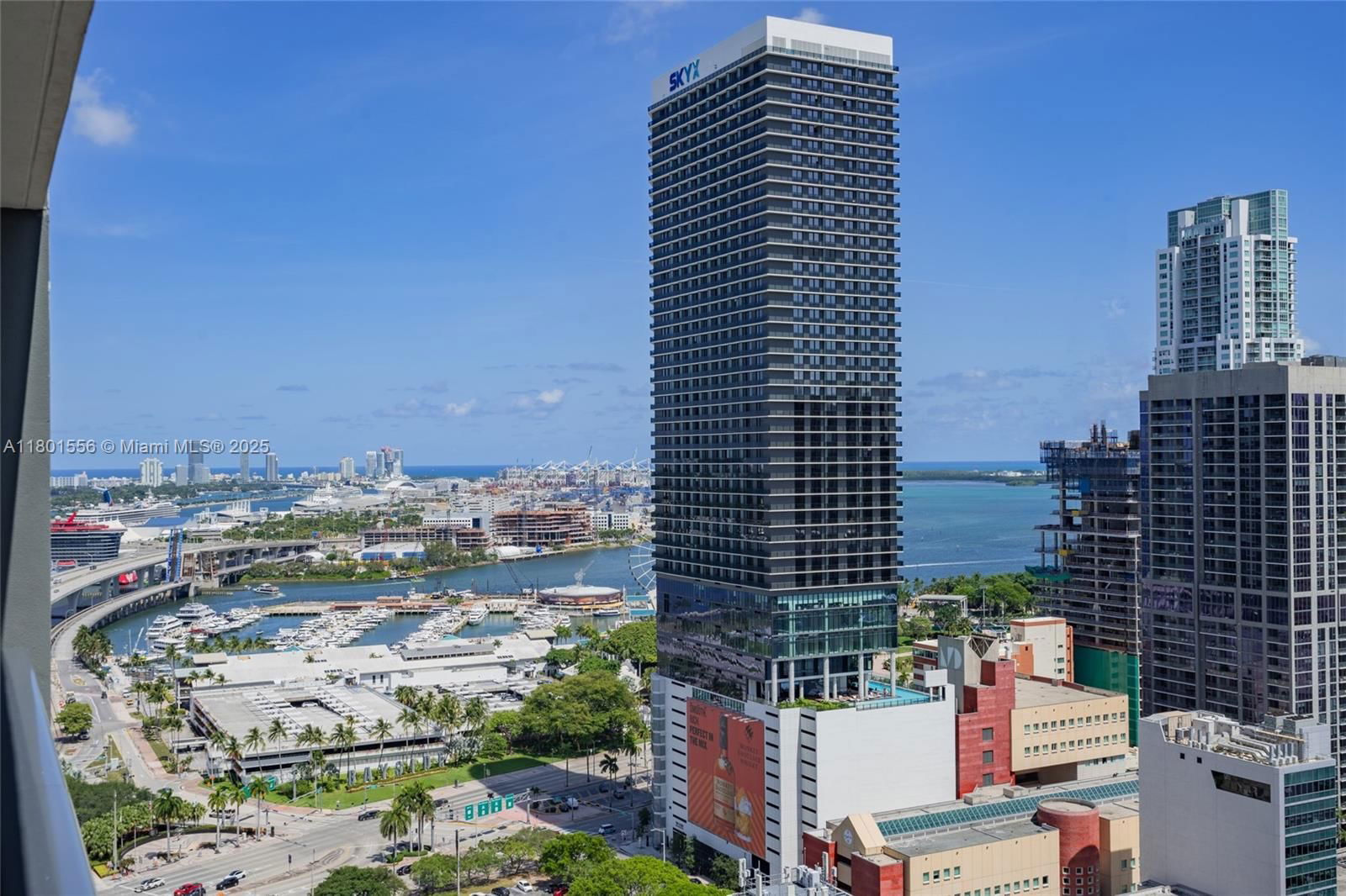 Real estate property located at 601 1st Ave #2405, Miami-dade, Natiivo Condo, Miami, FL