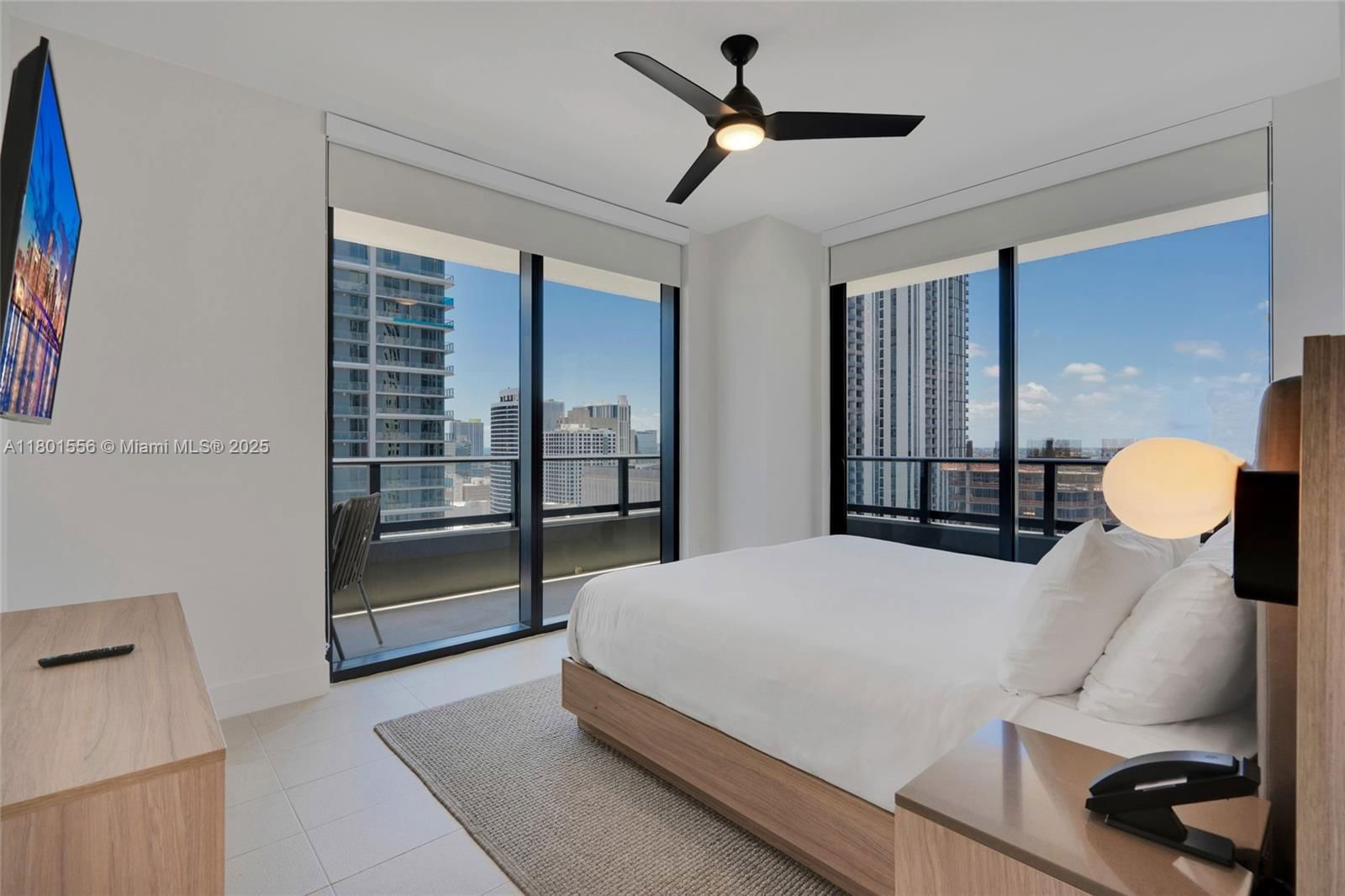 Real estate property located at 601 1st Ave #2405, Miami-dade, Natiivo Condo, Miami, FL