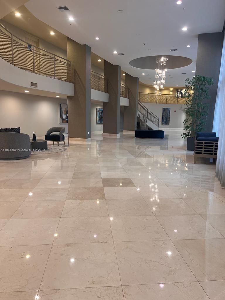 Real estate property located at 3370 Hidden Bay Dr, Miami-dade, 100 Hidden Bay Condo, Aventura, FL