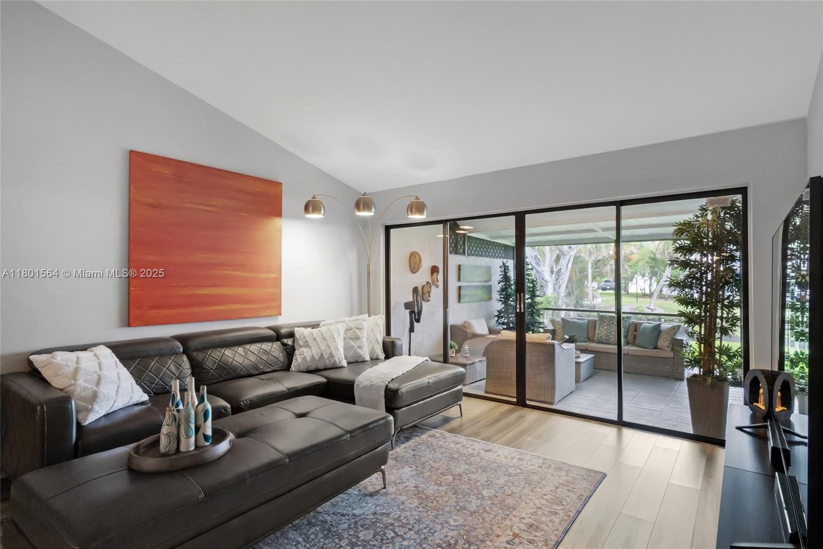 Real estate property located at , Broward, Villas Of Bonaventure At, Weston, FL