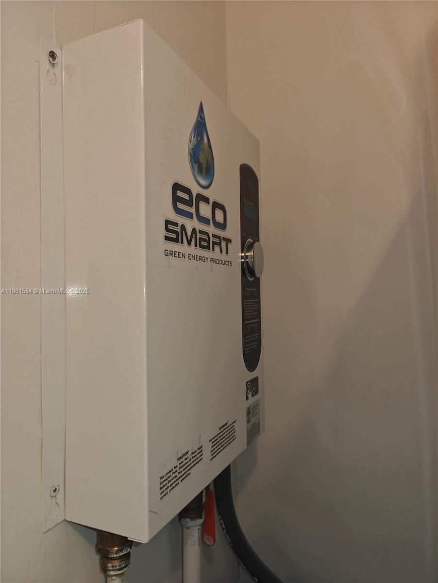 Real estate property located at , Broward, Villas Of Bonaventure At, Weston, FL