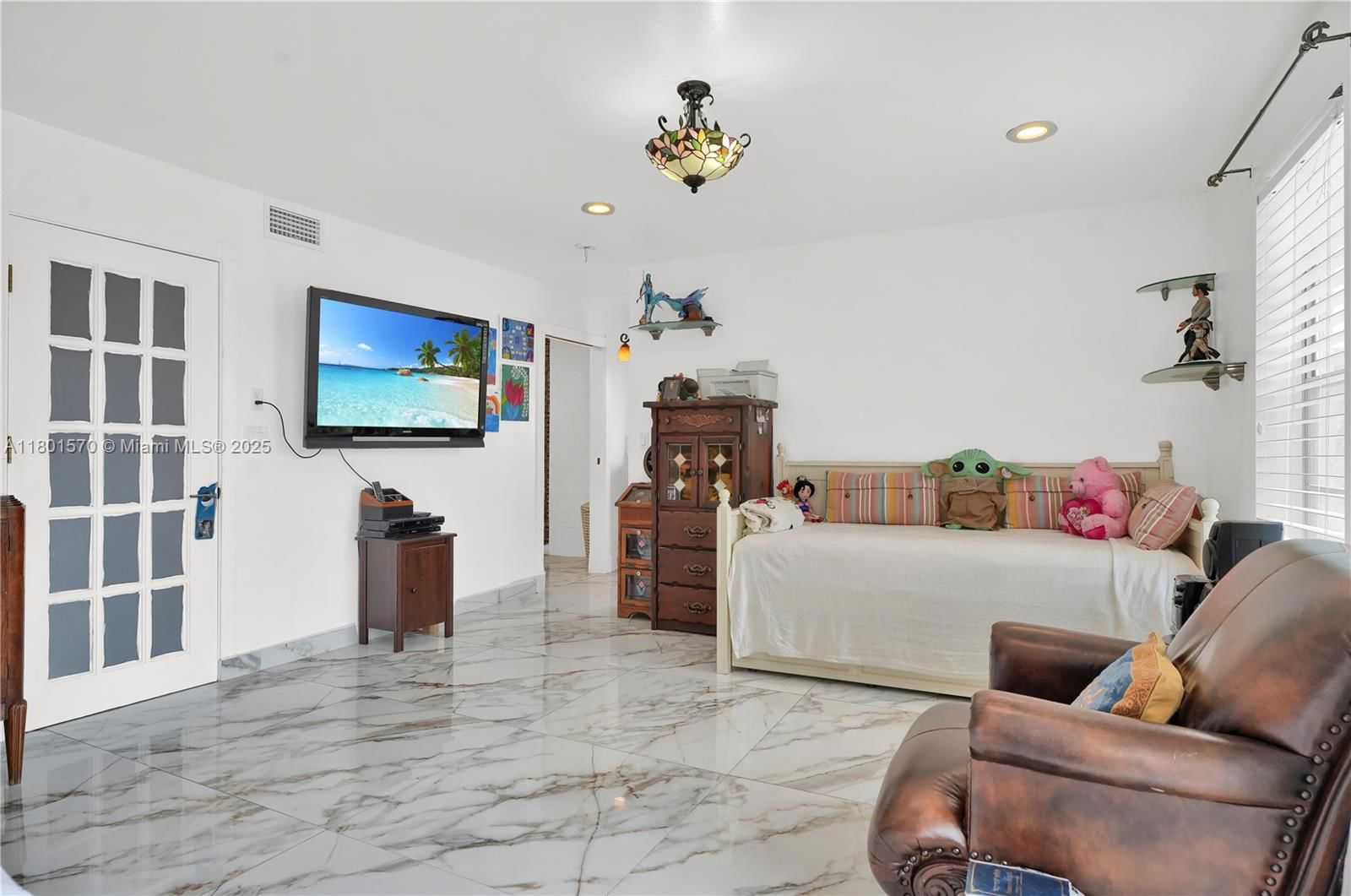 Real estate property located at 16750 10th Ave #314, Miami-dade, New Land Gardens Condo, North Miami Beach, FL