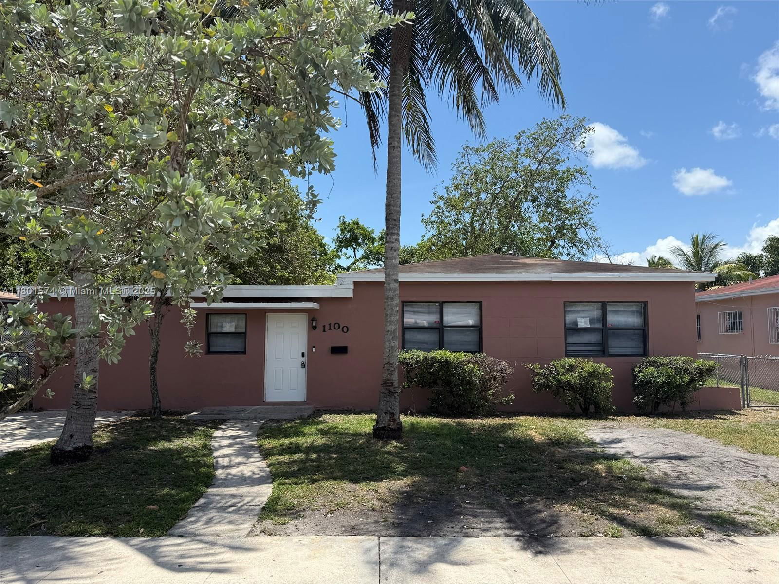 Real estate property located at 1100 151st Ter, Miami-dade, Breezeswept Heights, North Miami Beach, FL