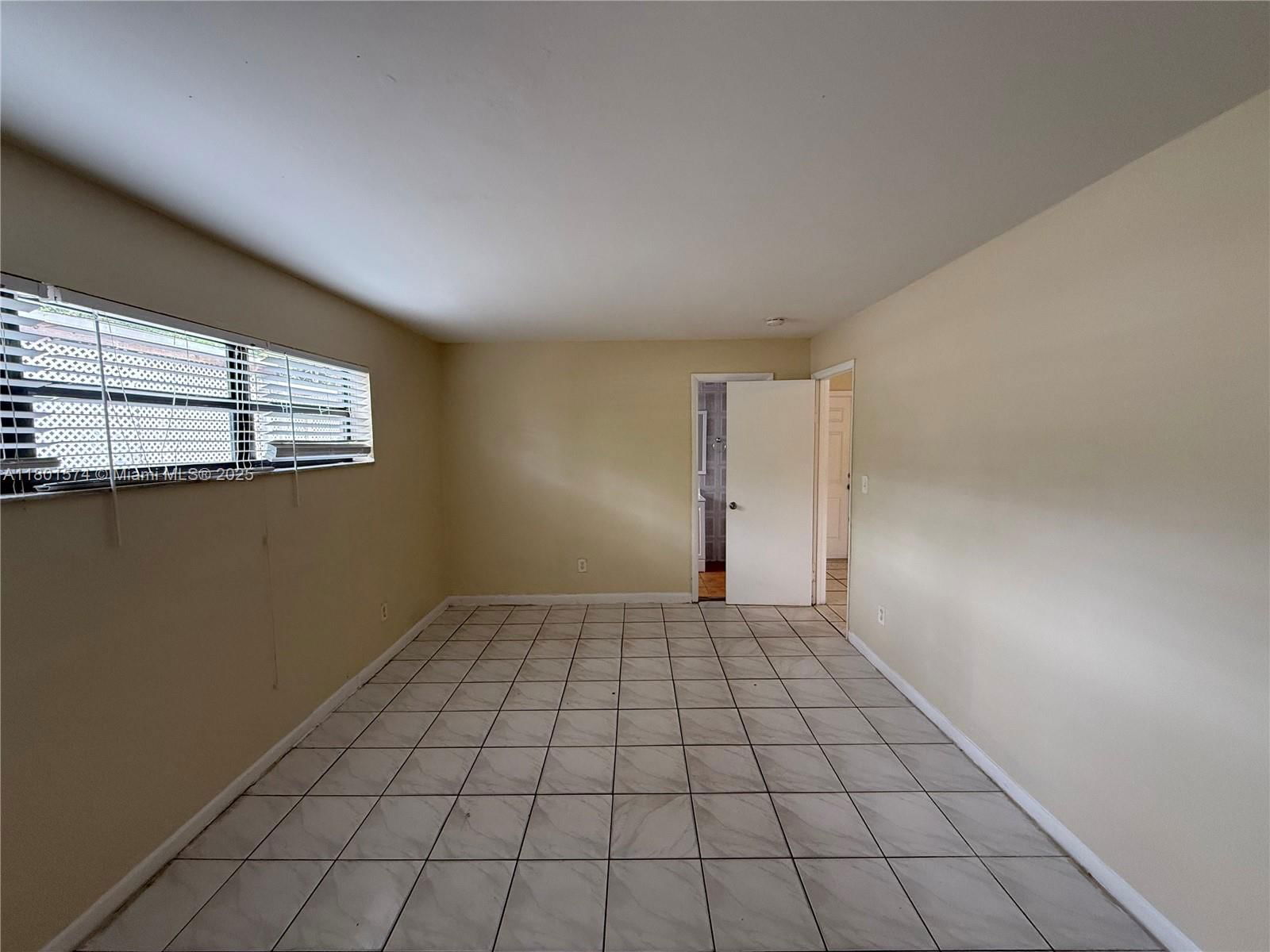 Real estate property located at 1100 151st Ter, Miami-dade, Breezeswept Heights, North Miami Beach, FL