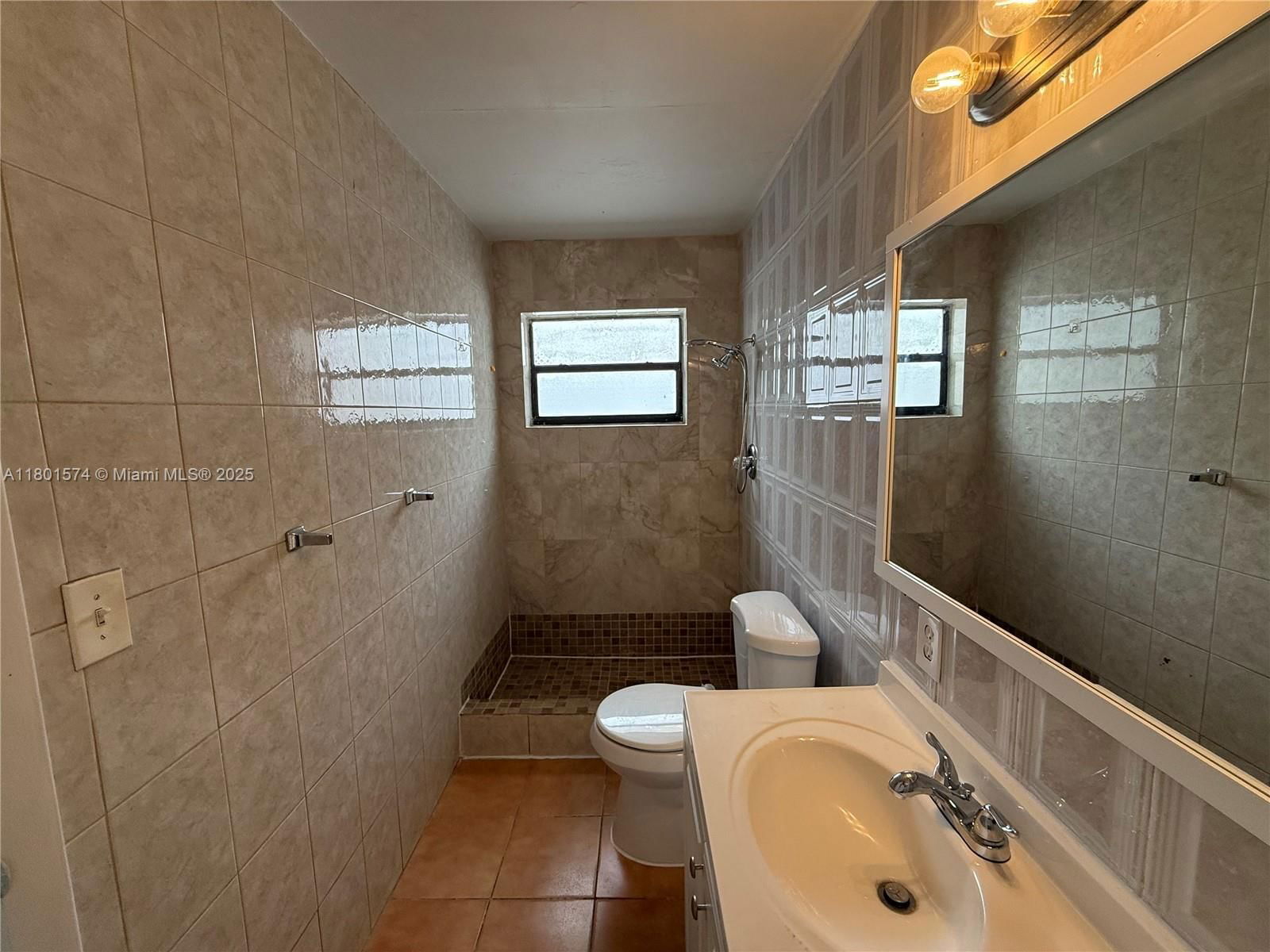 Real estate property located at 1100 151st Ter, Miami-dade, Breezeswept Heights, North Miami Beach, FL