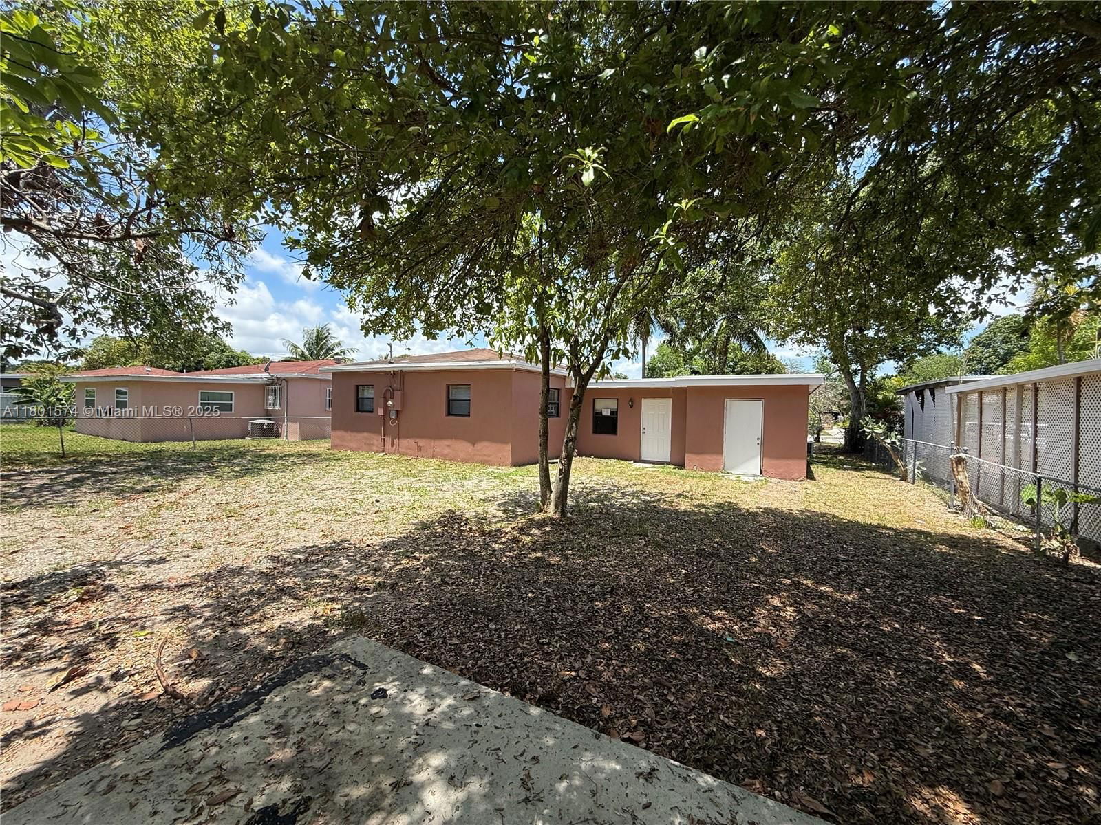 Real estate property located at 1100 151st Ter, Miami-dade, Breezeswept Heights, North Miami Beach, FL