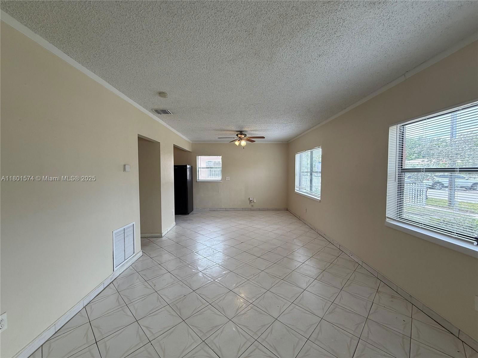 Real estate property located at 1100 151st Ter, Miami-dade, Breezeswept Heights, North Miami Beach, FL