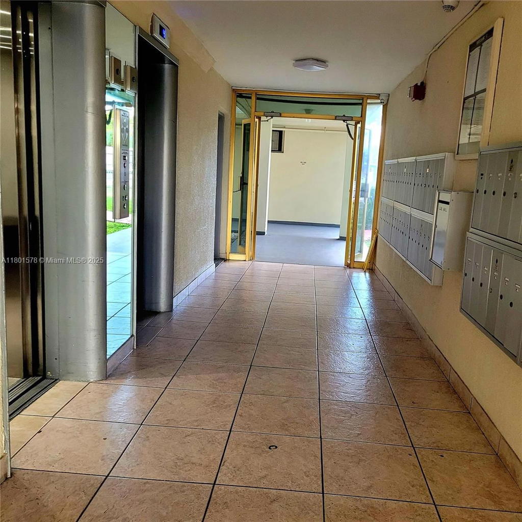 Real estate property located at 2859 Leonard Dr G106, Miami-dade, Point East Sec Ii Condo, Aventura, FL