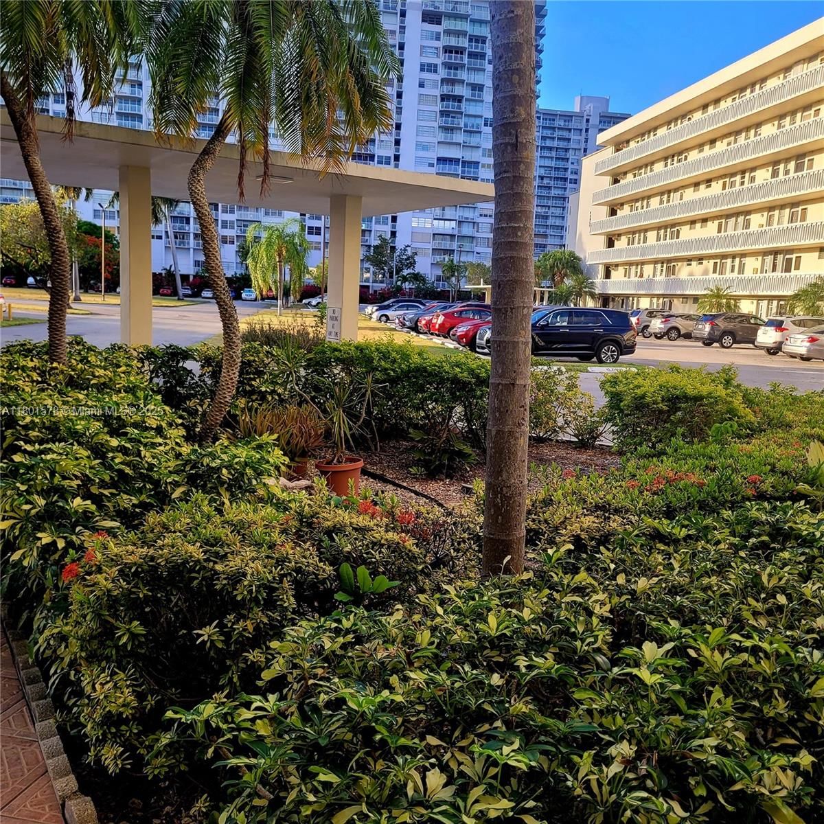 Real estate property located at 2859 Leonard Dr G106, Miami-dade, Point East Sec Ii Condo, Aventura, FL