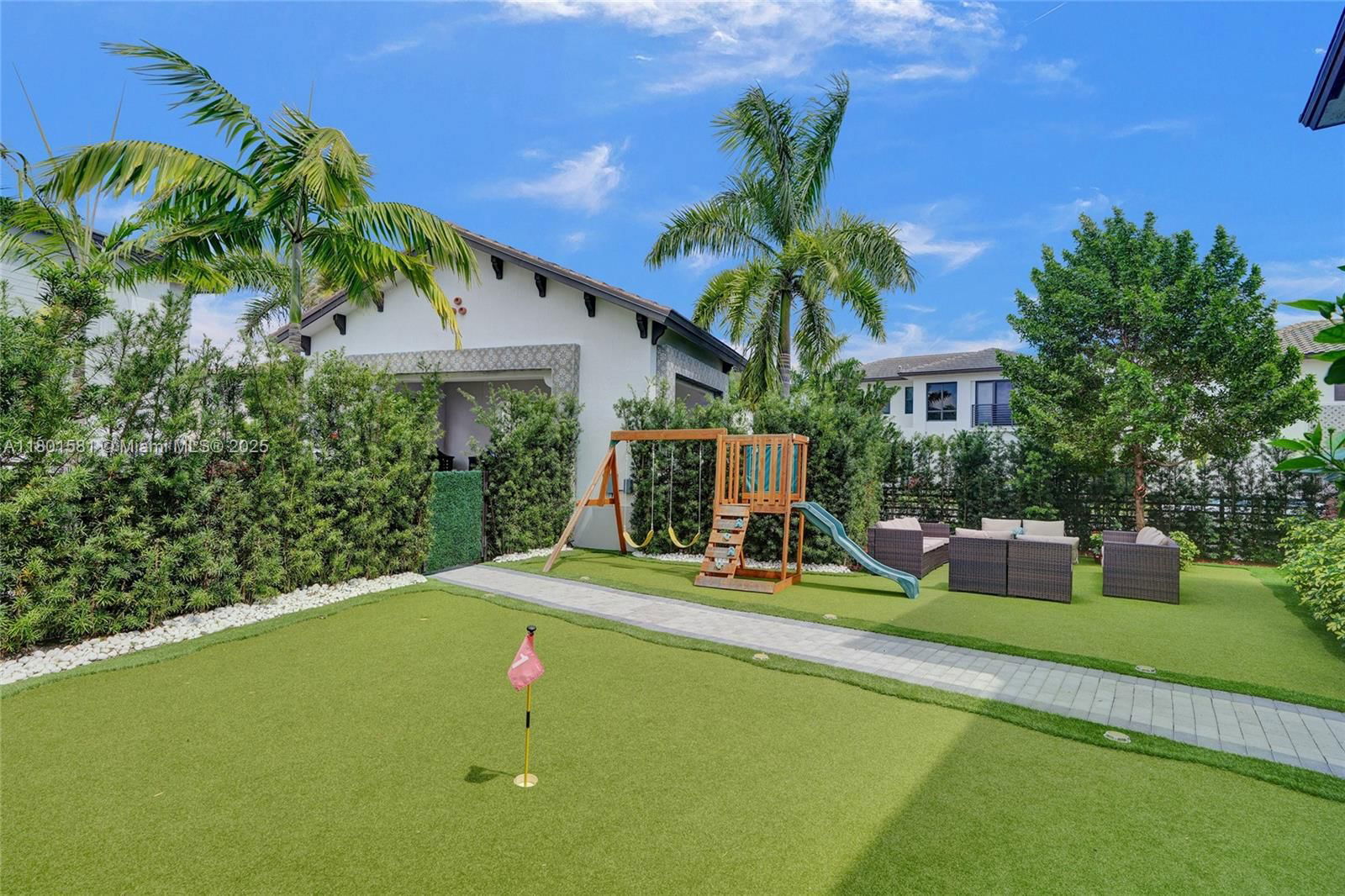 Real estate property located at 8211 43rd Ter, Miami-dade, Downtown Doral South Phas, Doral, FL