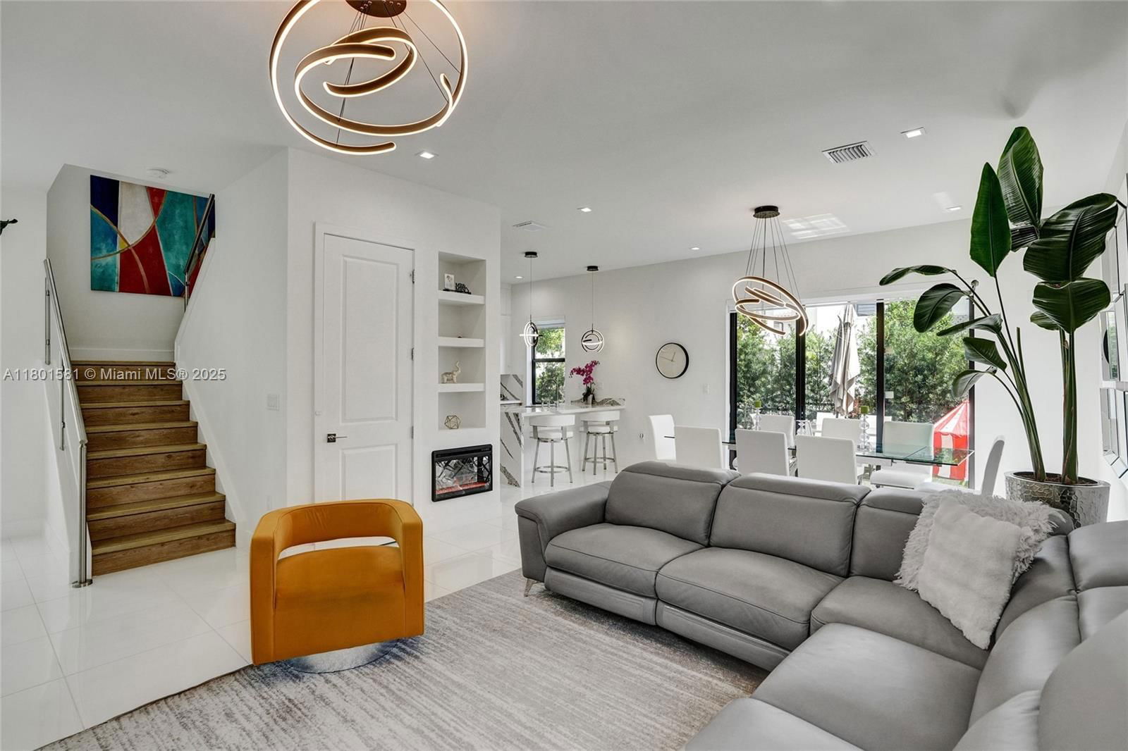 Real estate property located at 8211 43rd Ter, Miami-dade, Downtown Doral South Phas, Doral, FL