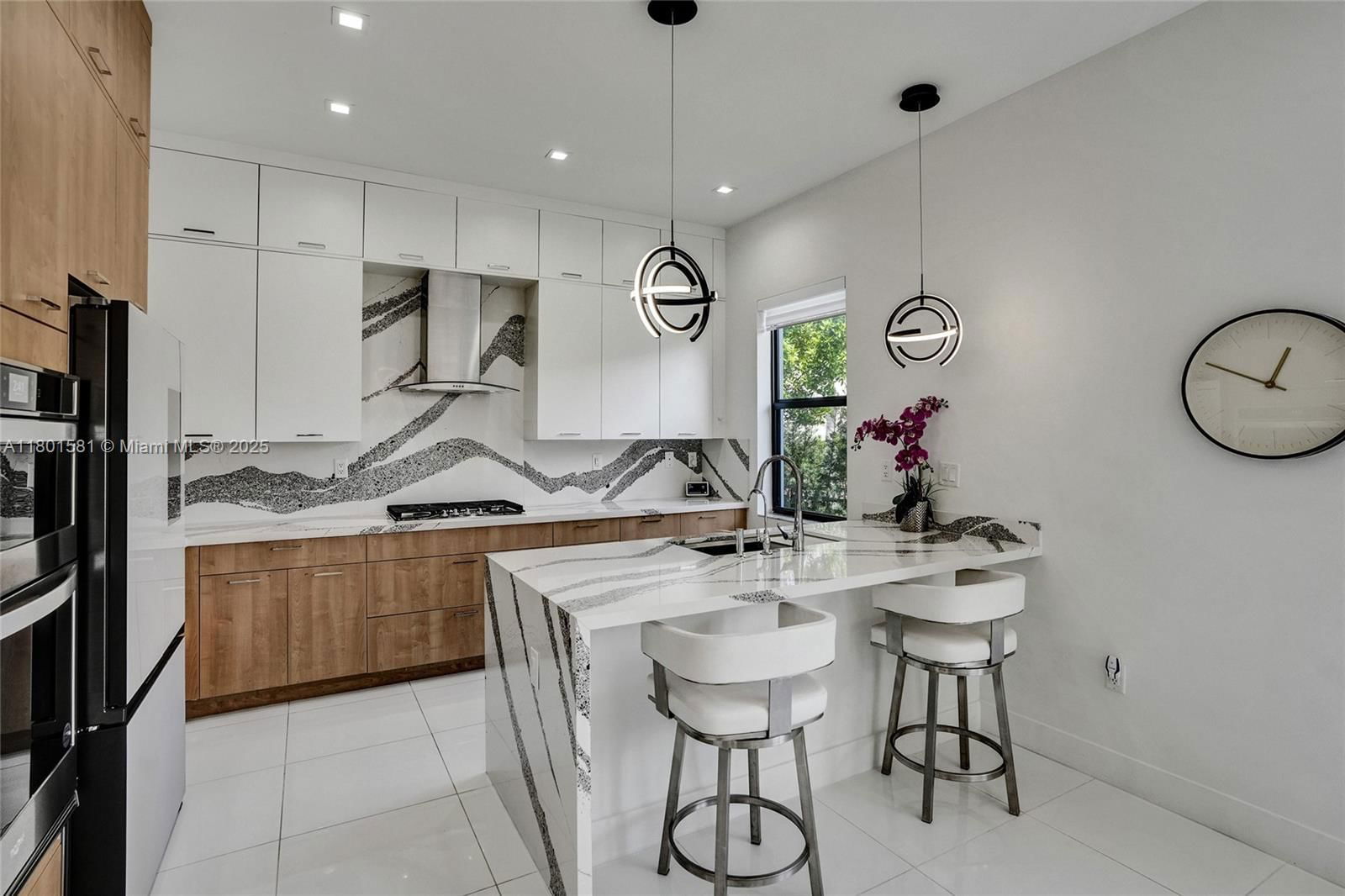 Real estate property located at 8211 43rd Ter, Miami-dade, Downtown Doral South Phas, Doral, FL