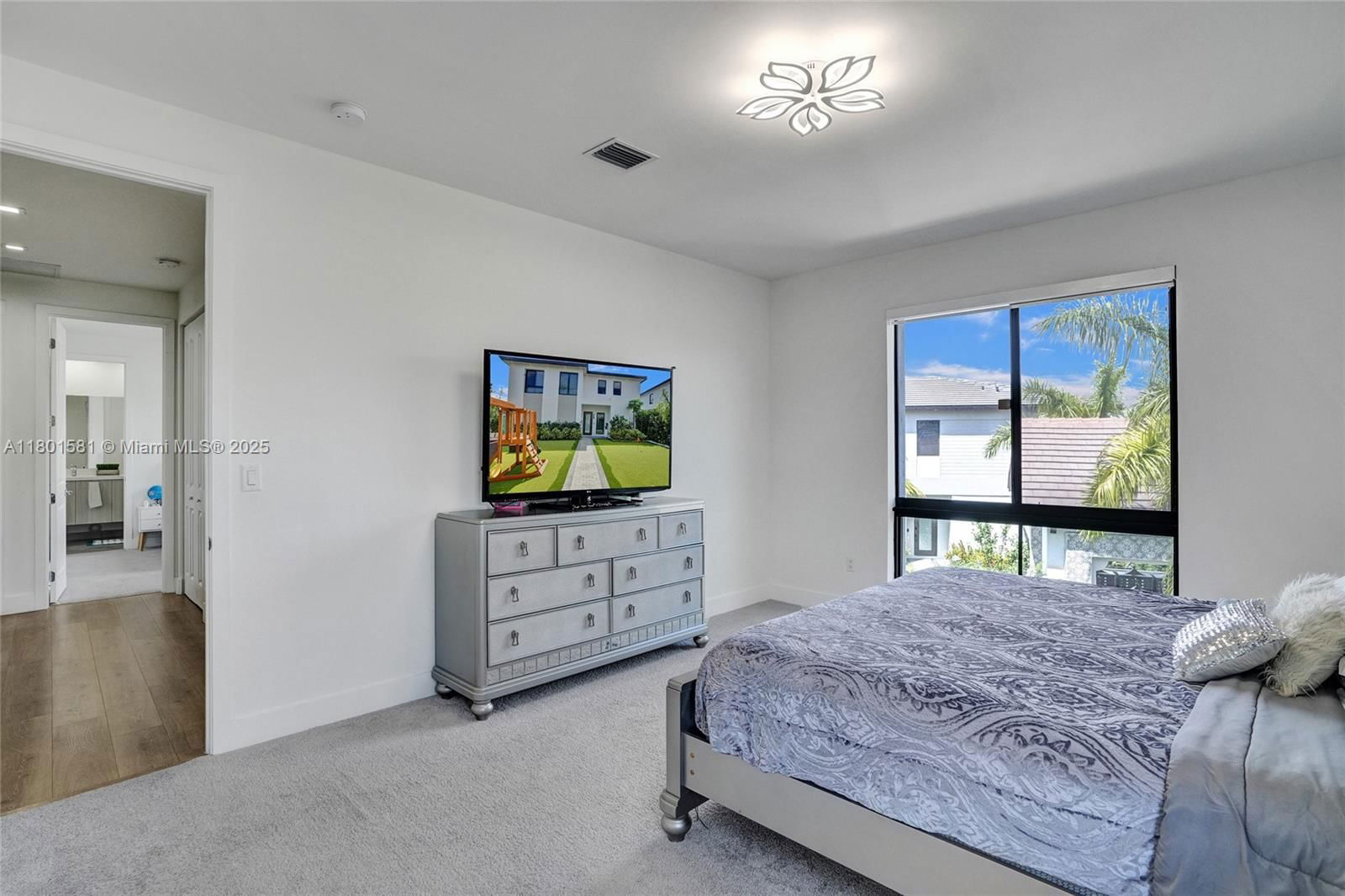 Real estate property located at 8211 43rd Ter, Miami-dade, Downtown Doral South Phas, Doral, FL