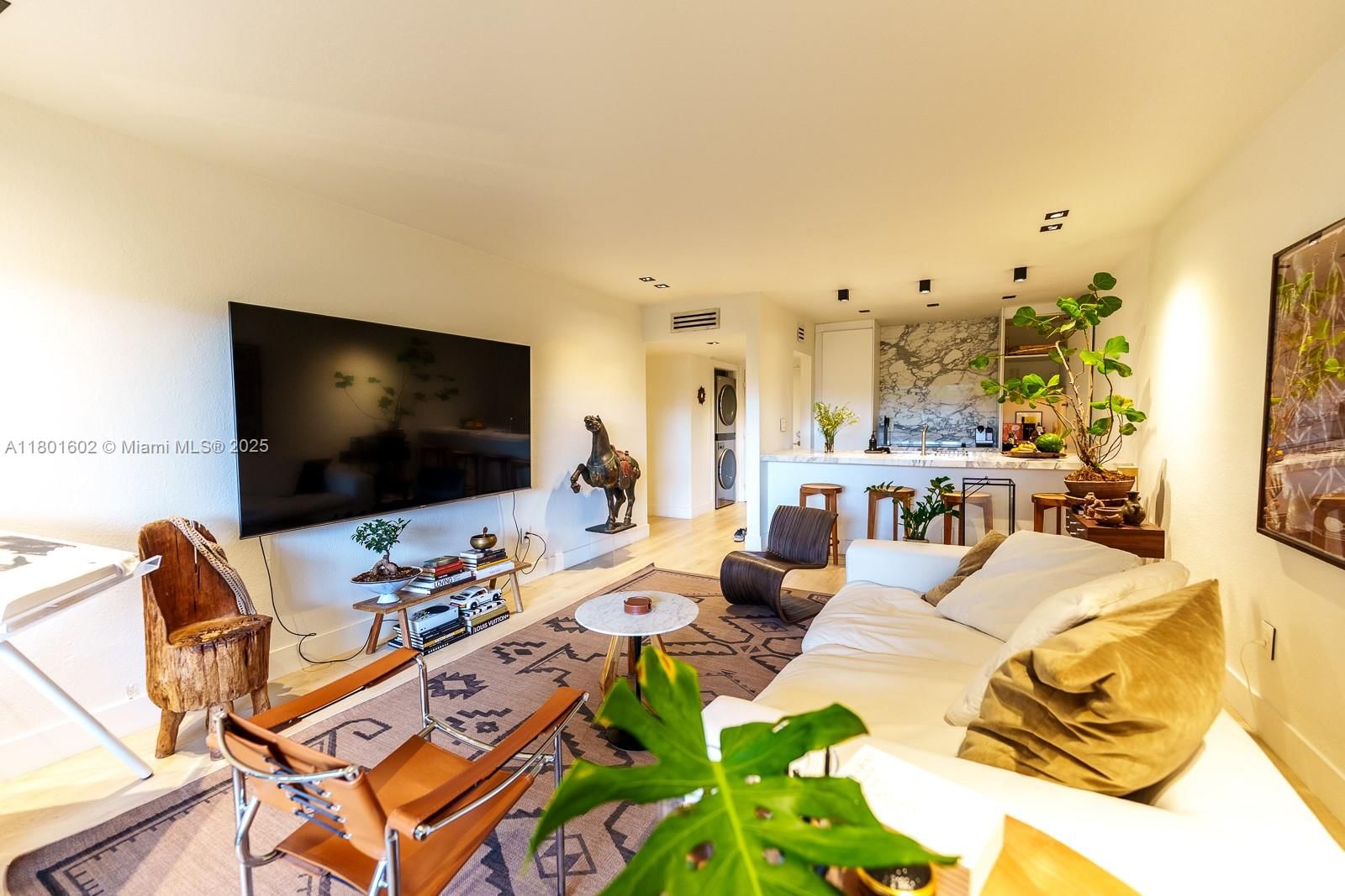 Real estate property located at 7487 82nd St C302, Miami-dade, Dadeland Capri Condo, Miami, FL