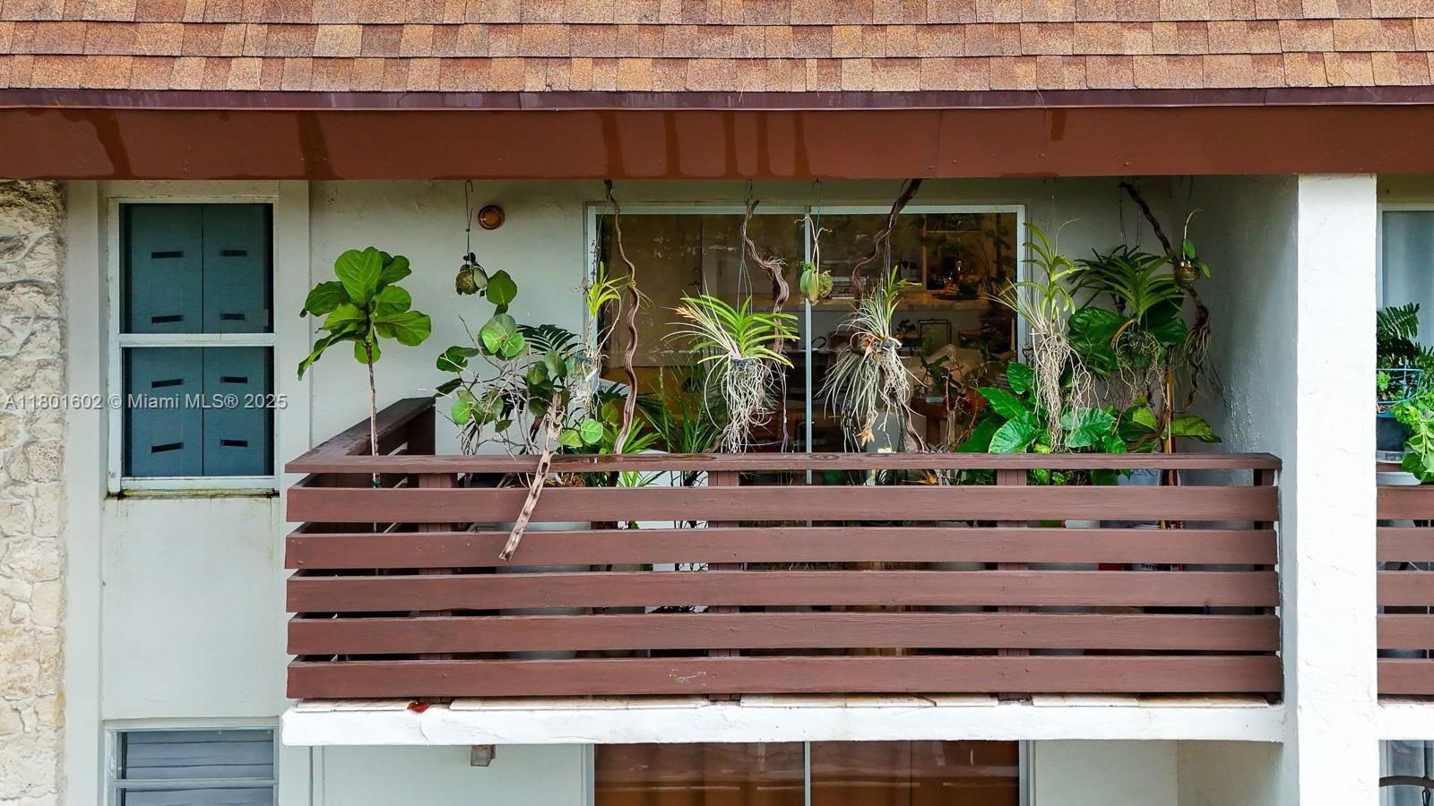 Real estate property located at 7487 82nd St C302, Miami-dade, Dadeland Capri Condo, Miami, FL