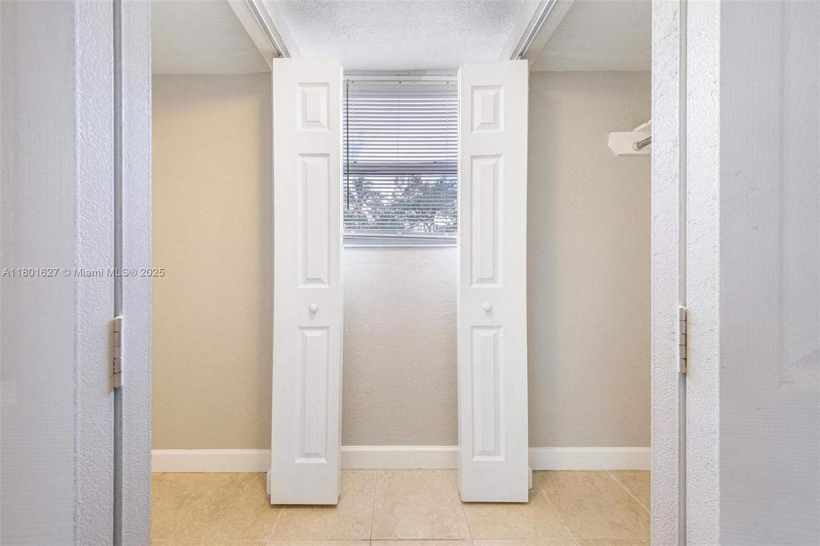 Real estate property located at 19735 12th Ave, Miami-dade, Ives Estates Sec 1, Miami, FL