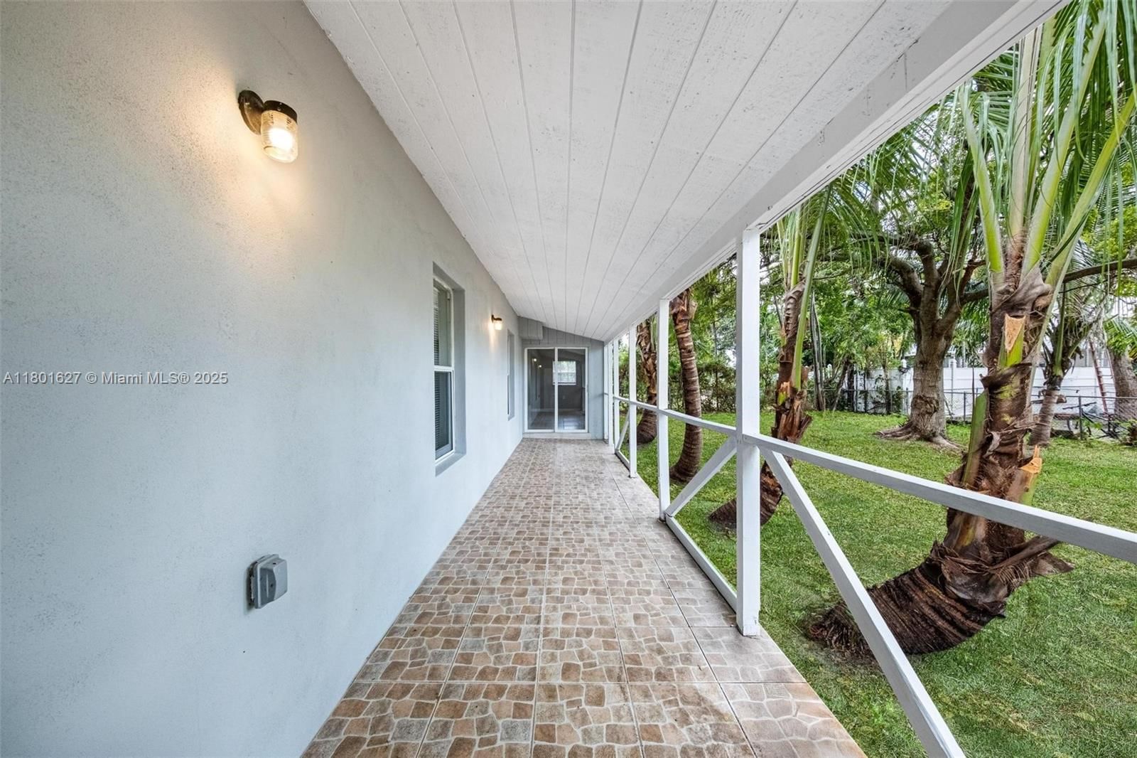 Real estate property located at 19735 12th Ave, Miami-dade, Ives Estates Sec 1, Miami, FL