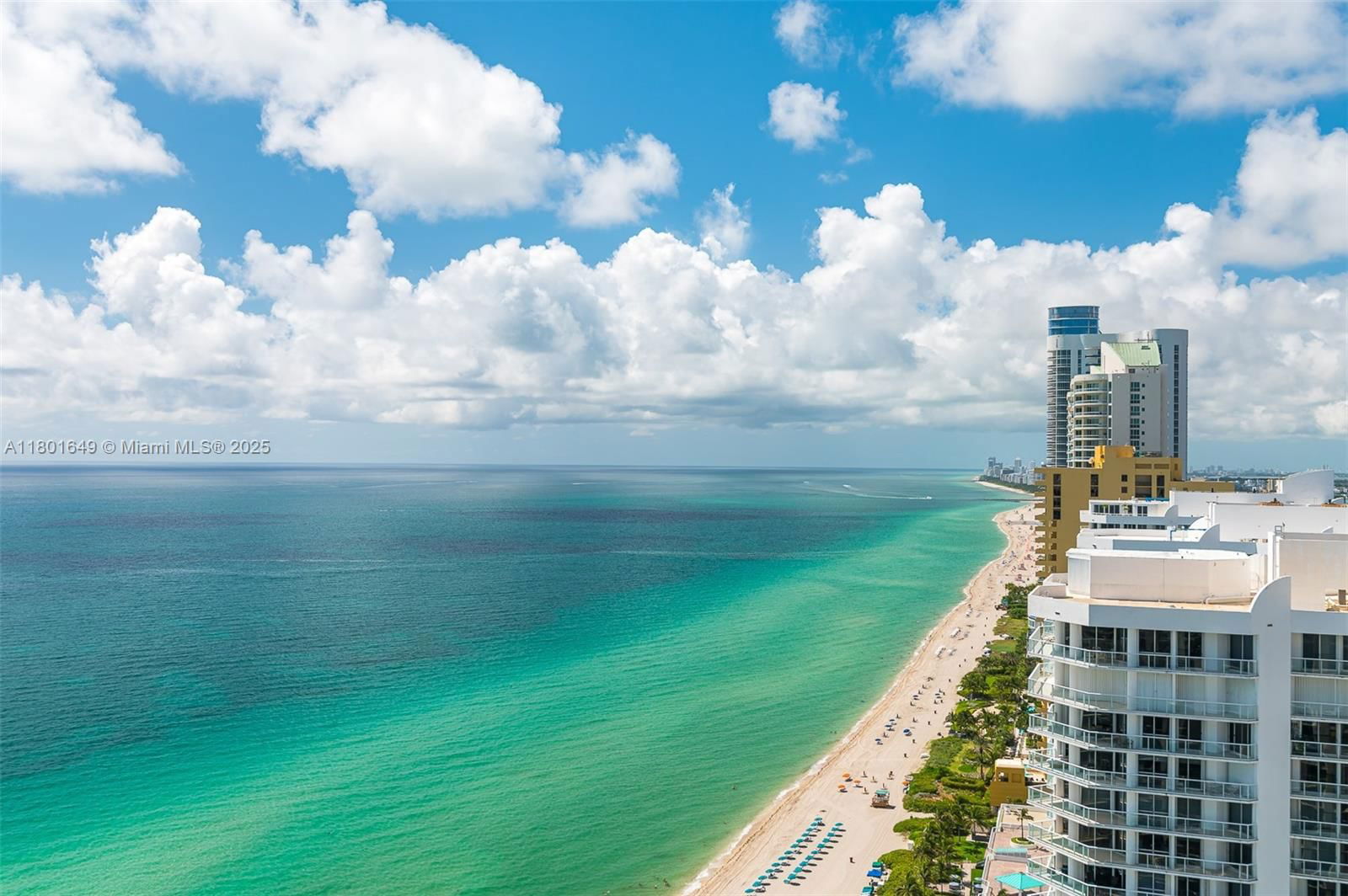 Real estate property located at 16699 Collins Ave #3401, Miami-dade, La Perla Condo, Sunny Isles Beach, FL