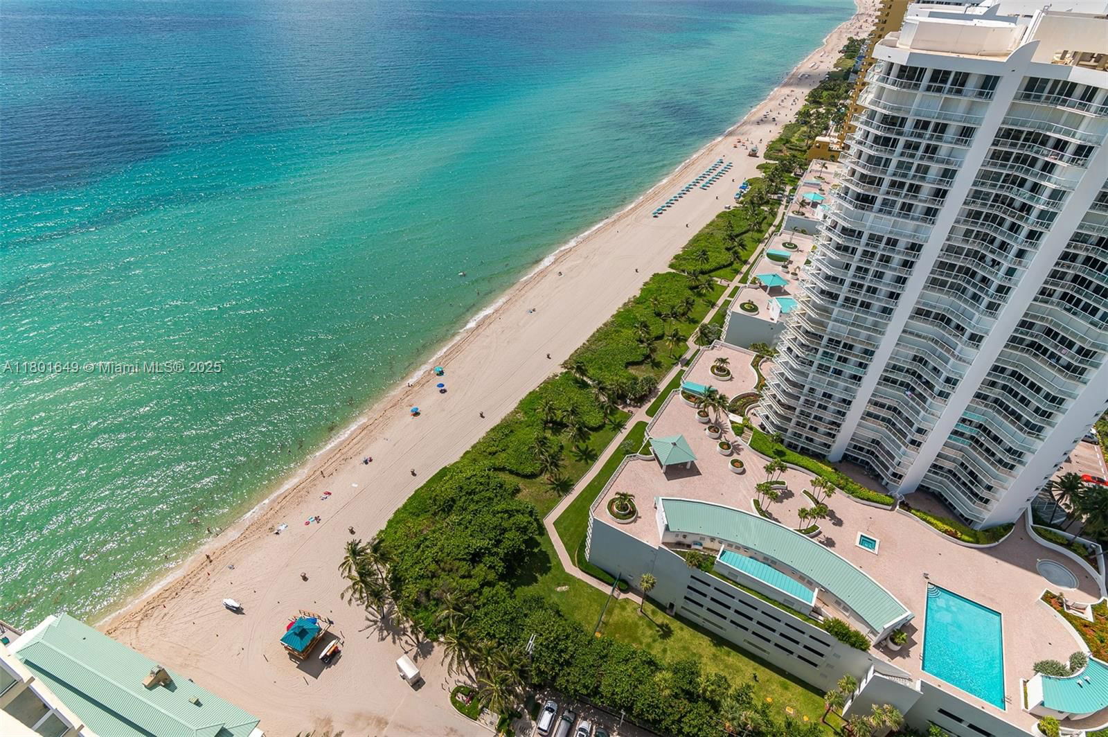 Real estate property located at 16699 Collins Ave #3401, Miami-dade, La Perla Condo, Sunny Isles Beach, FL