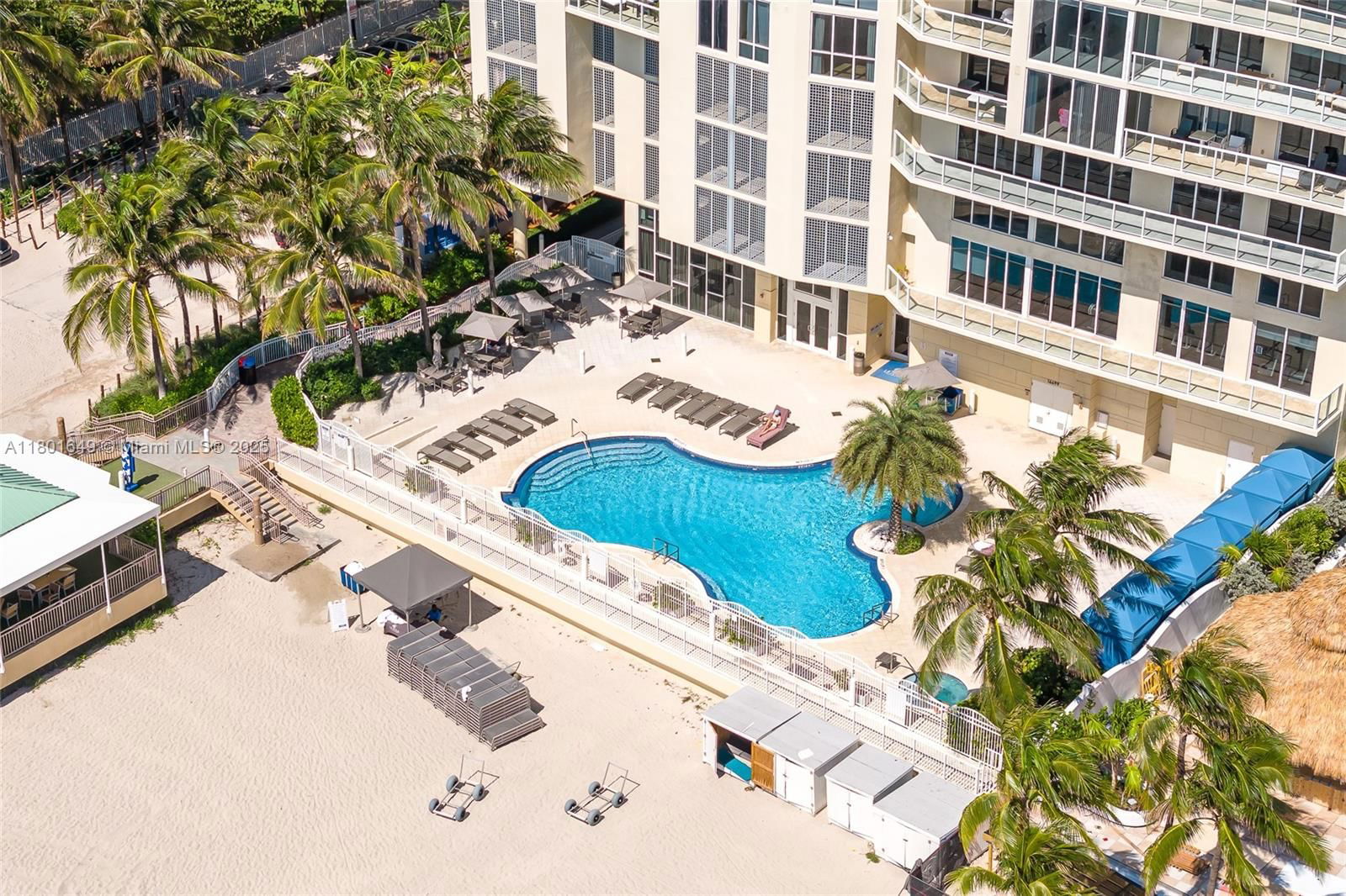 Real estate property located at 16699 Collins Ave #3401, Miami-dade, La Perla Condo, Sunny Isles Beach, FL